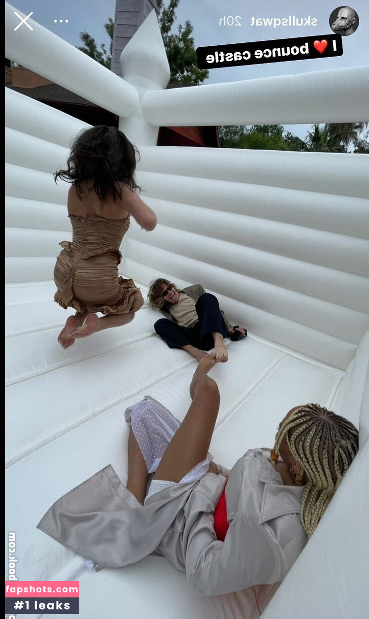 Rowan Blanchard gallery photo #587