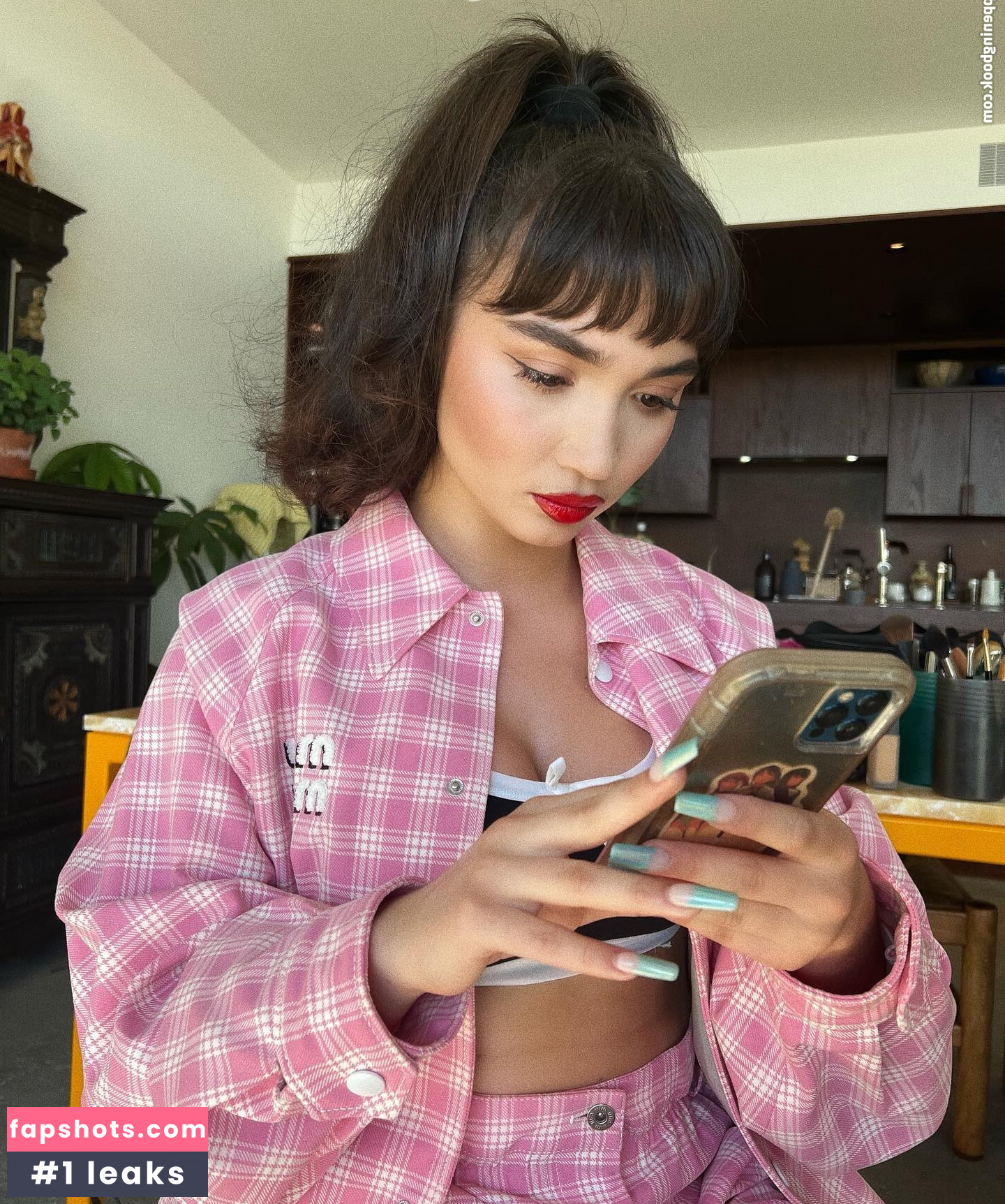 Rowan Blanchard gallery photo #621