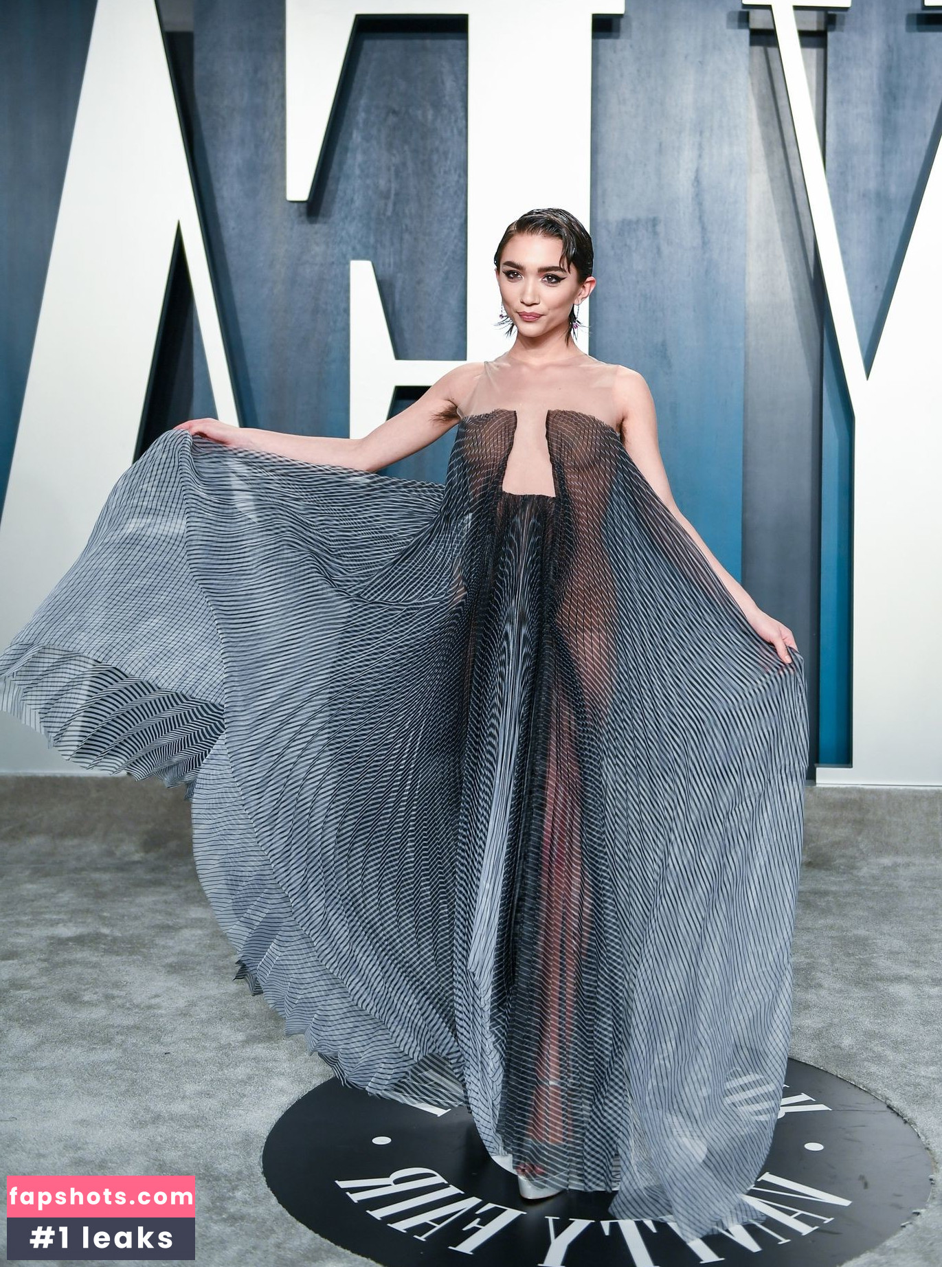 Rowan Blanchard gallery photo #678