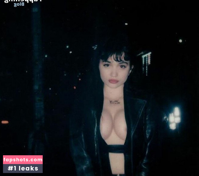 Rowan Blanchard gallery photo #93