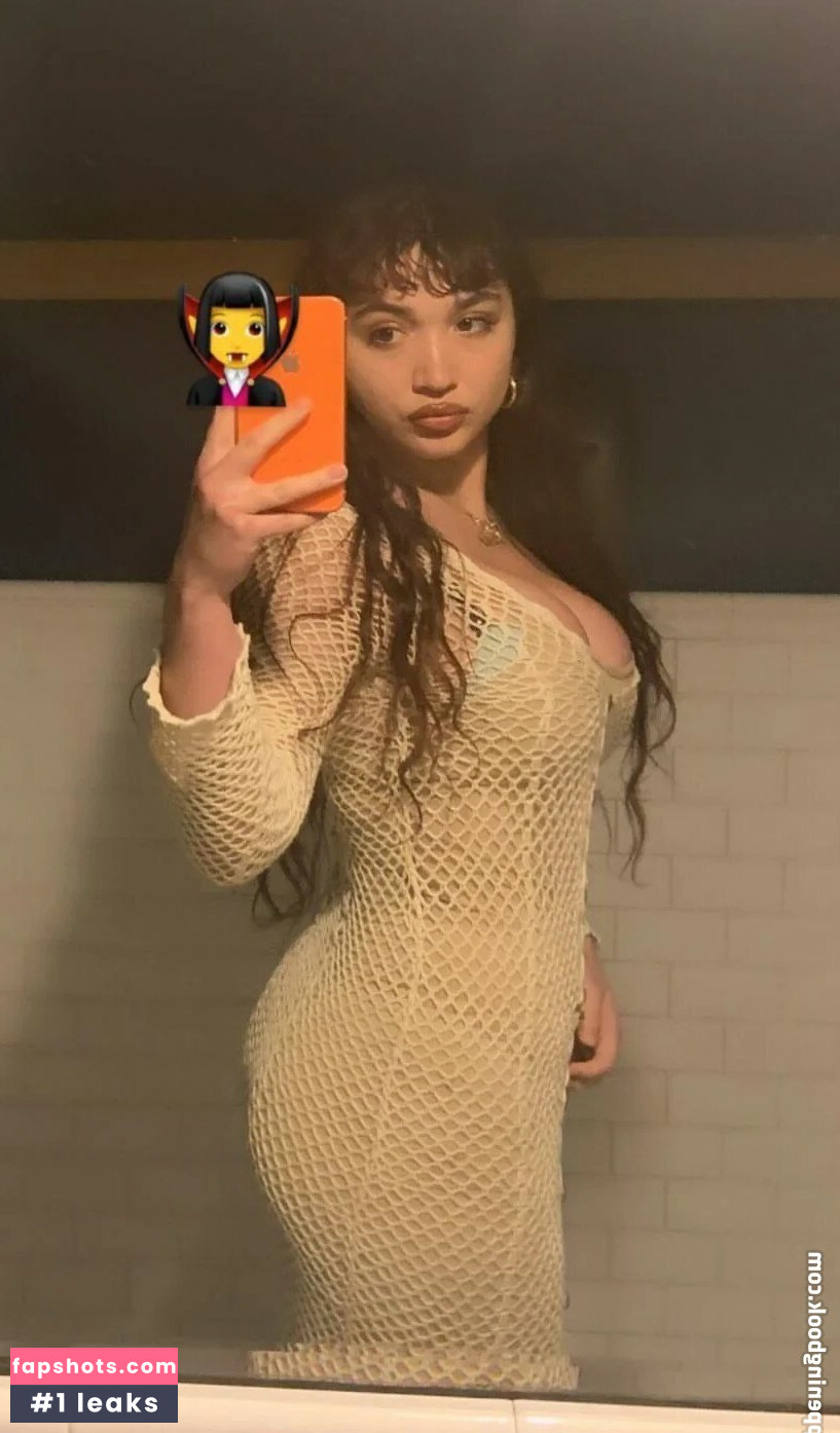 Rowan Blanchard gallery photo #98