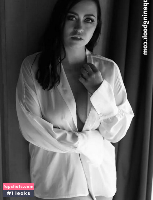 Rowina_offical gallery photo #4