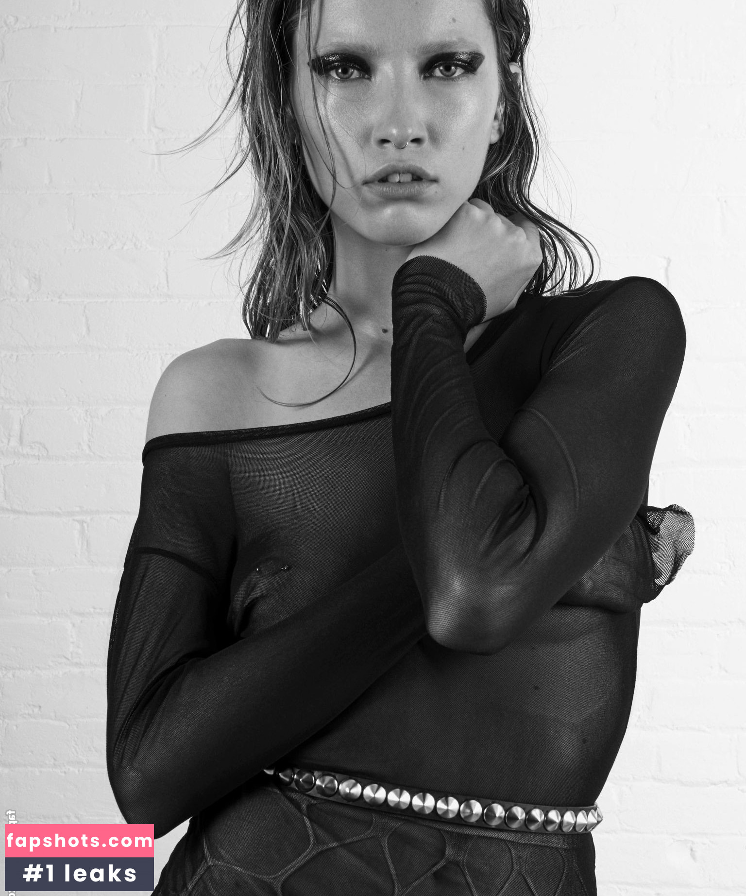 Roxane Glineur gallery photo #3