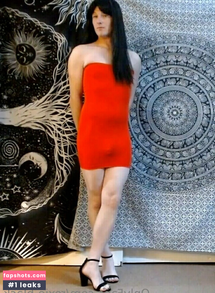 roxie-black gallery photo #24