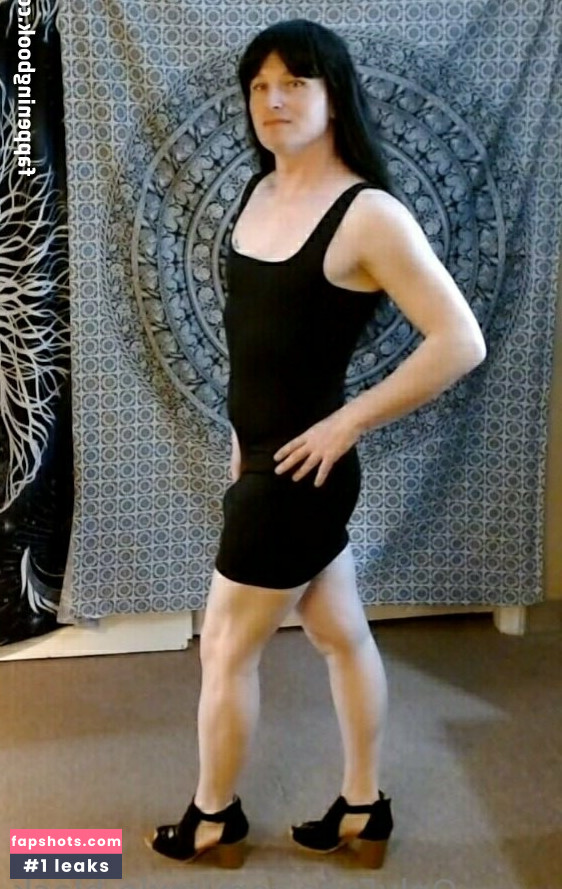 roxie-black gallery photo #26