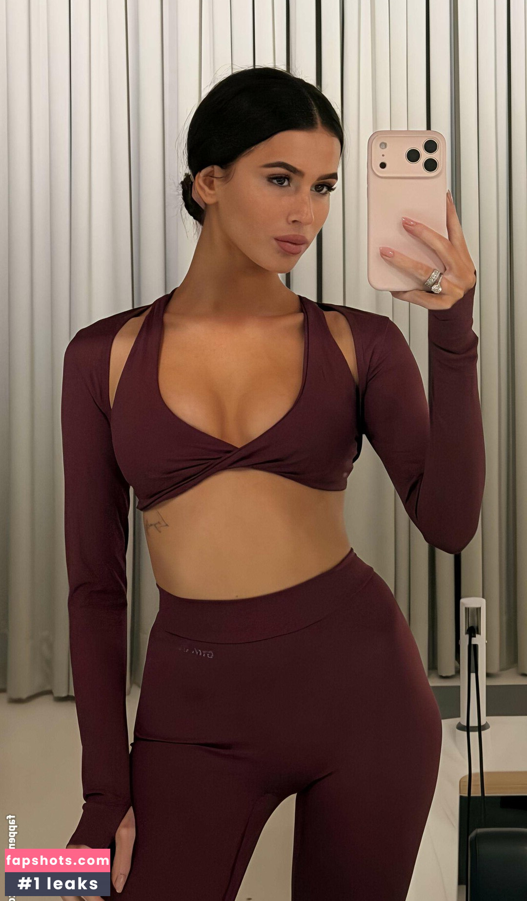 Roxie Węgiel gallery photo #2