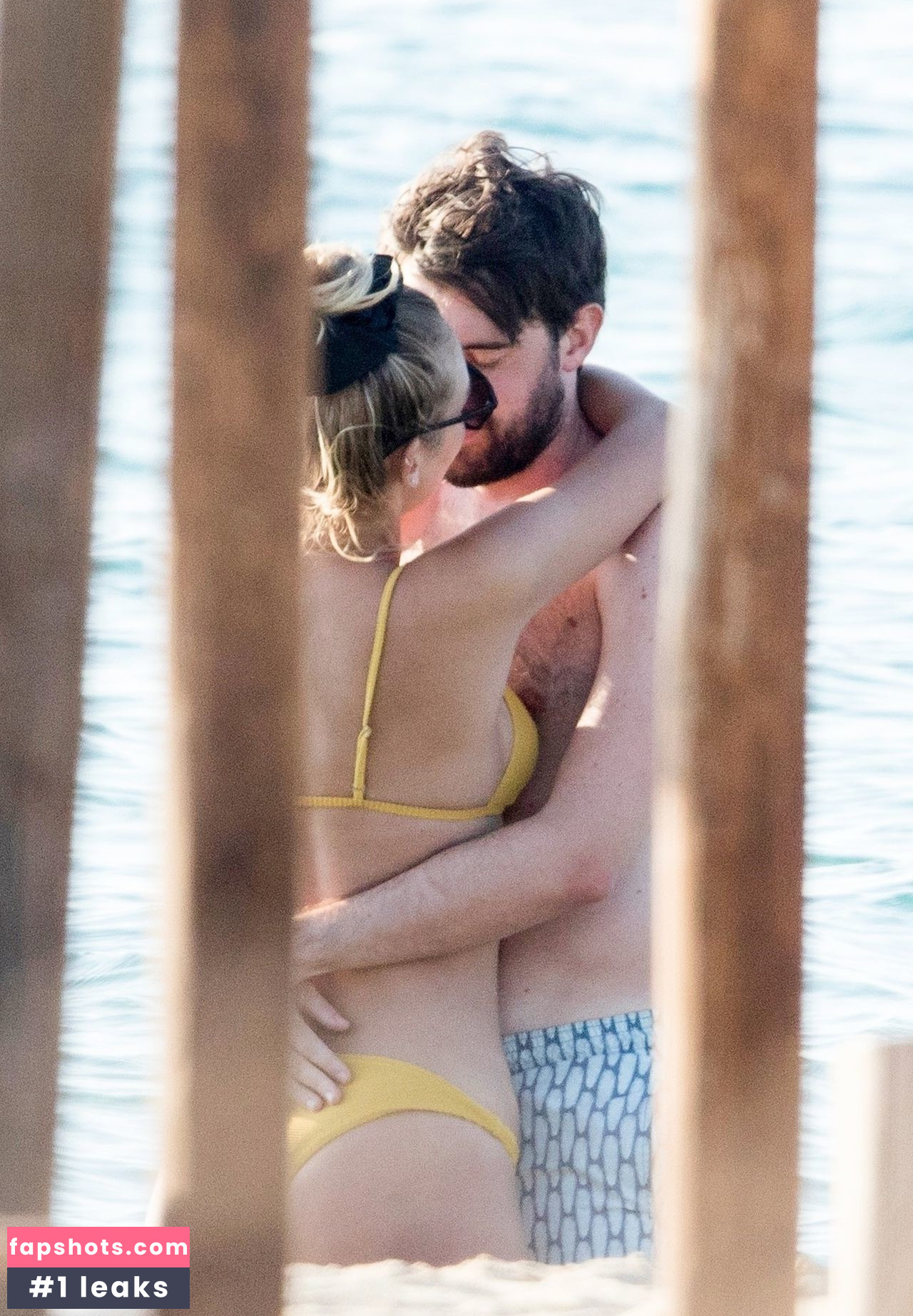 Roxy Horner gallery photo #26