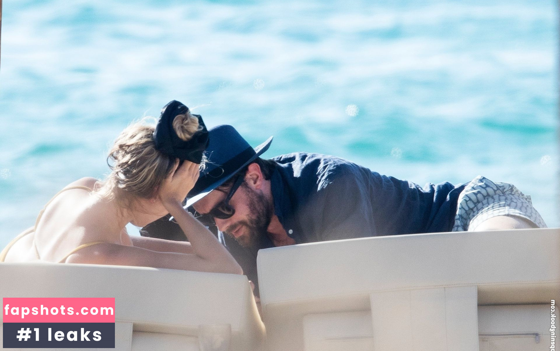 Roxy Horner gallery photo #27