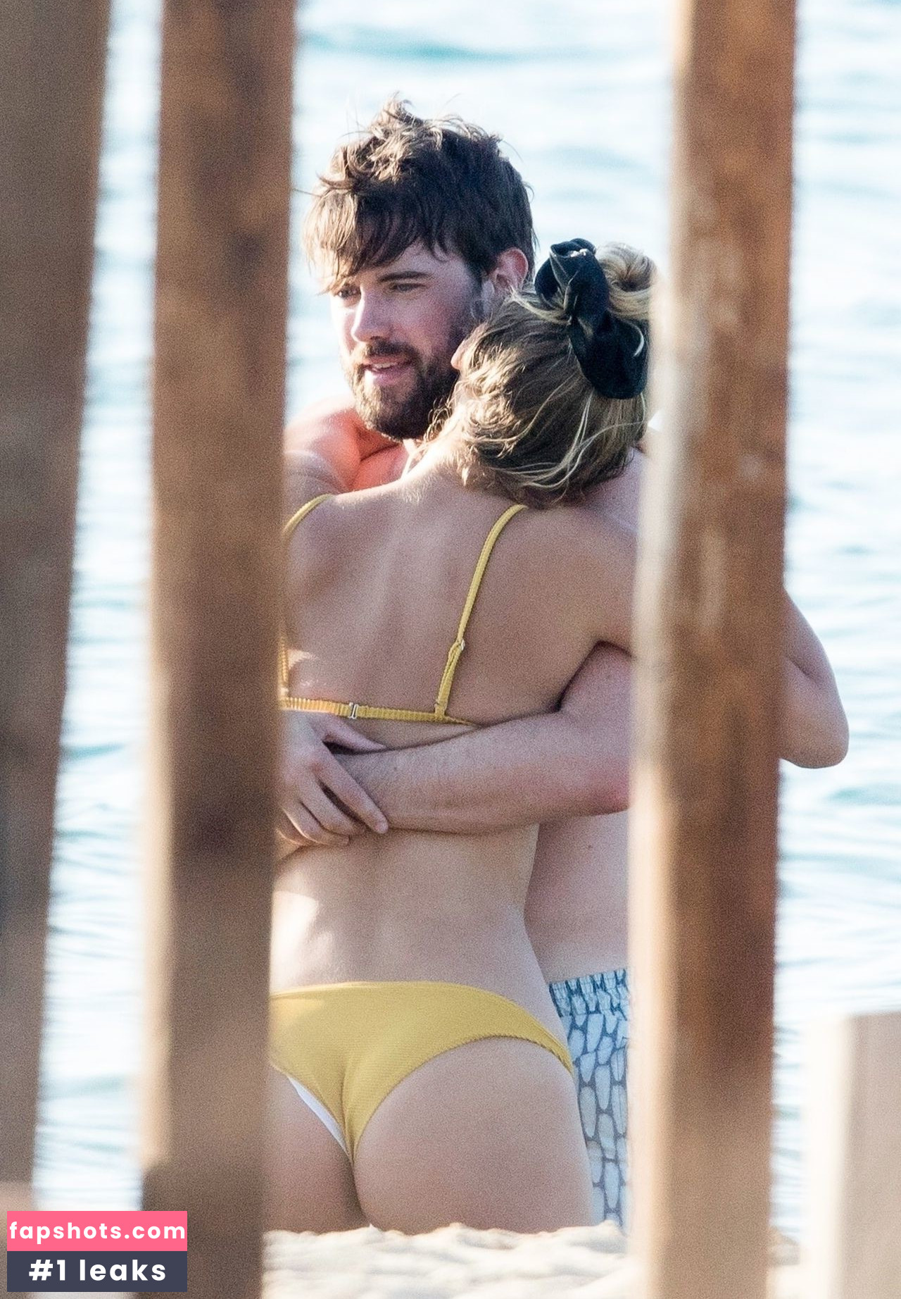 Roxy Horner gallery photo #35