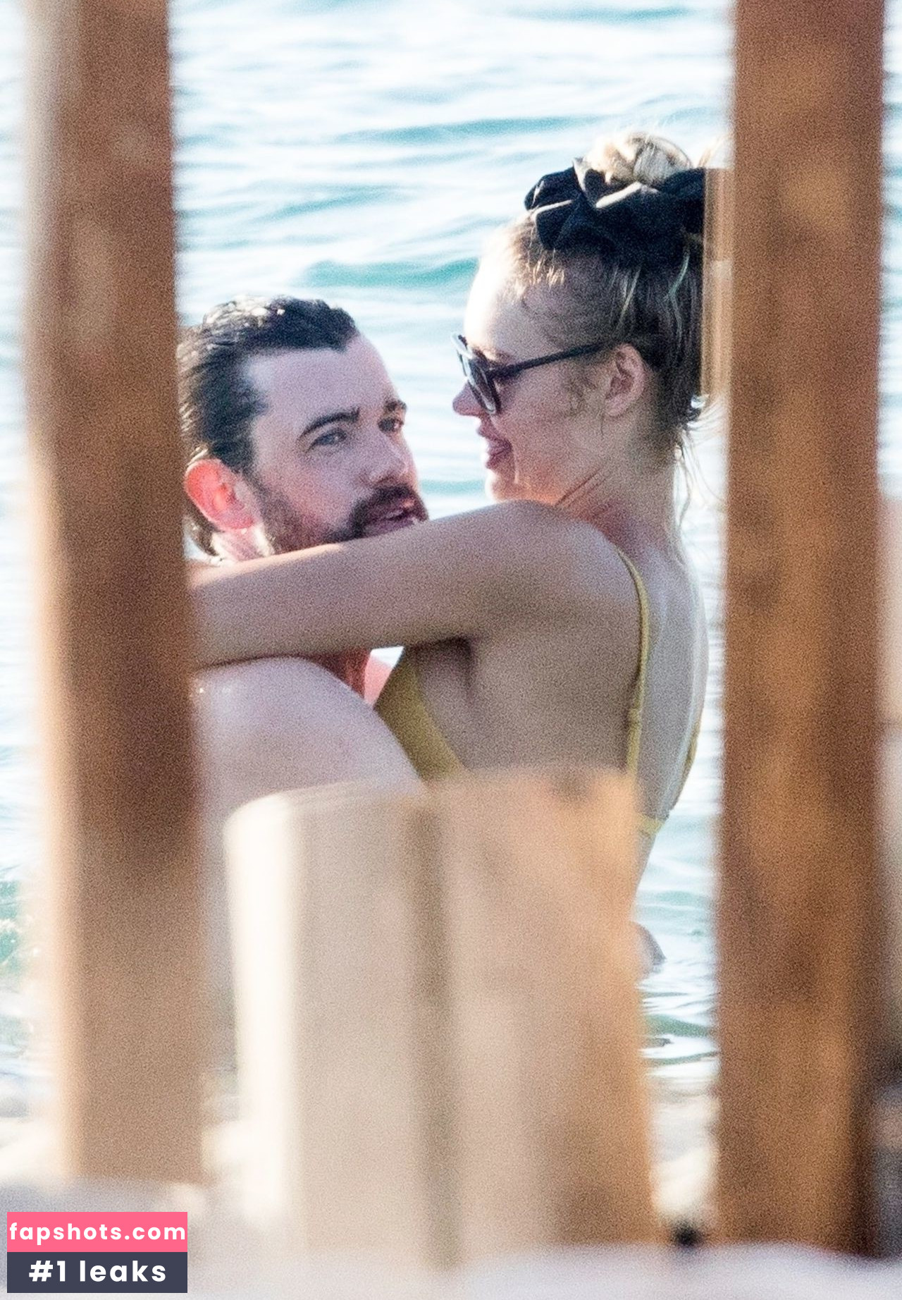 Roxy Horner gallery photo #36