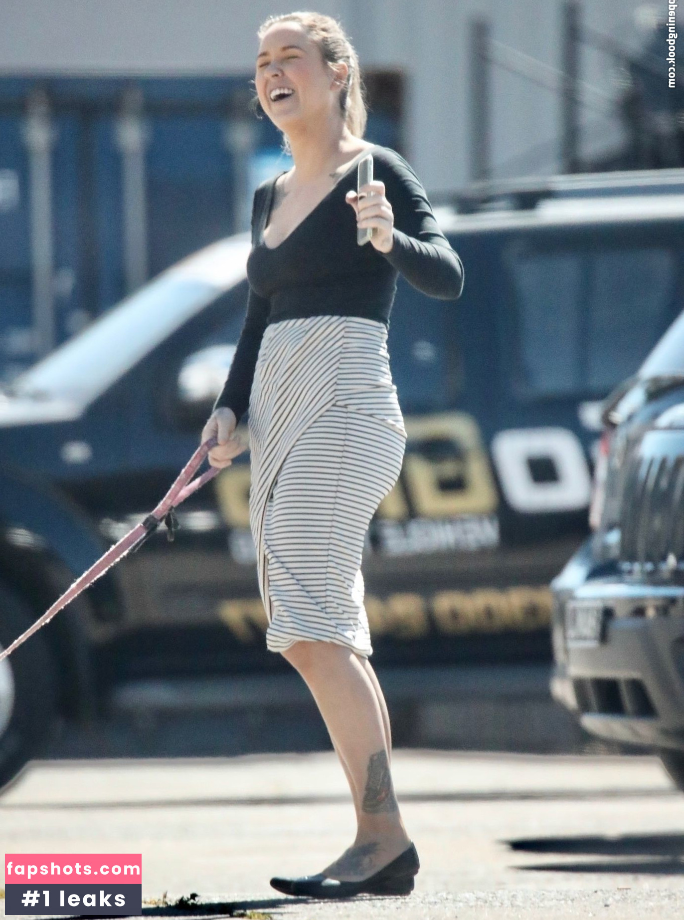 Roxy Kenny gallery photo #23