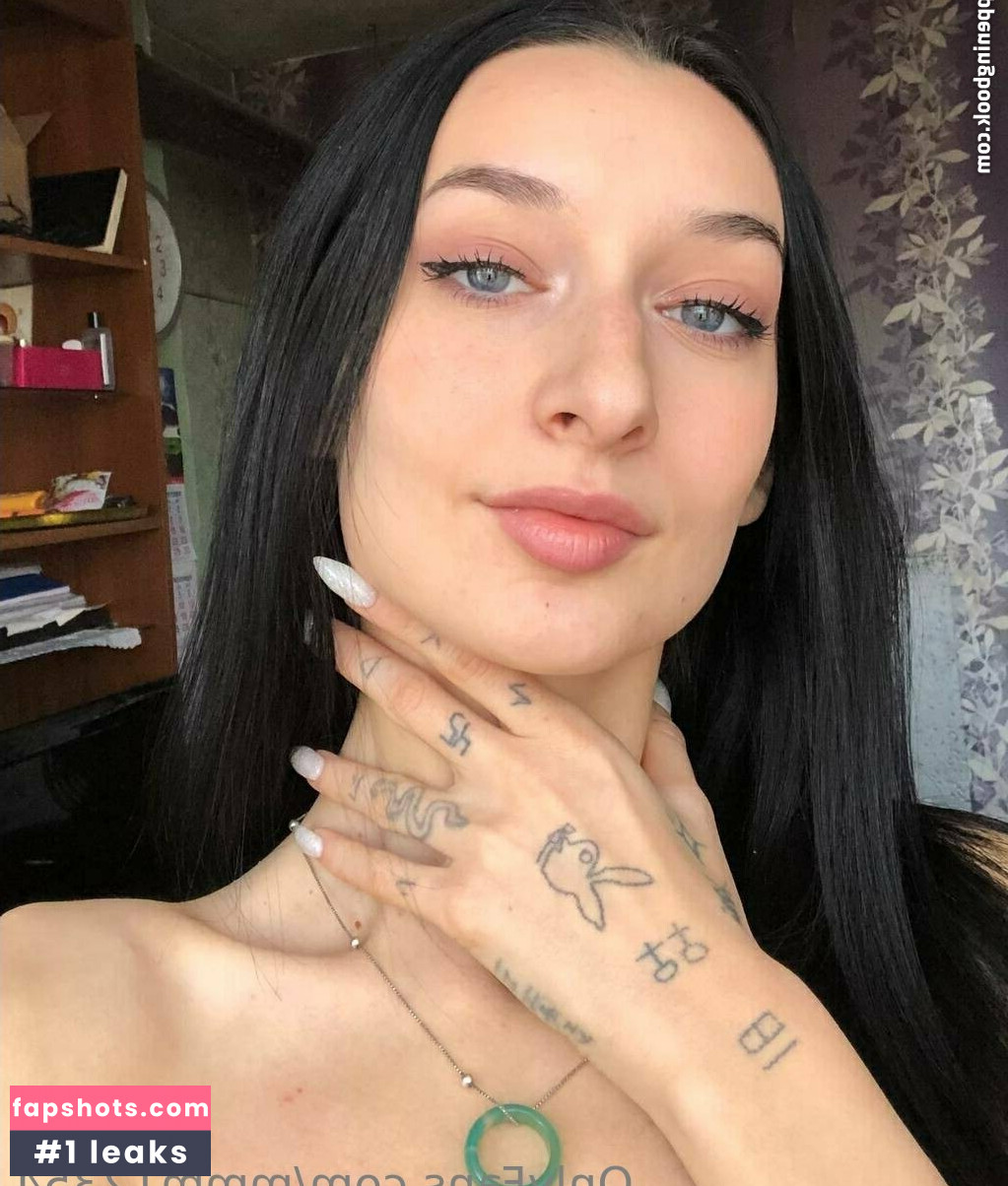 RoxyMilano Nude Leaks OnlyFans Photos #21 - LeakJerk