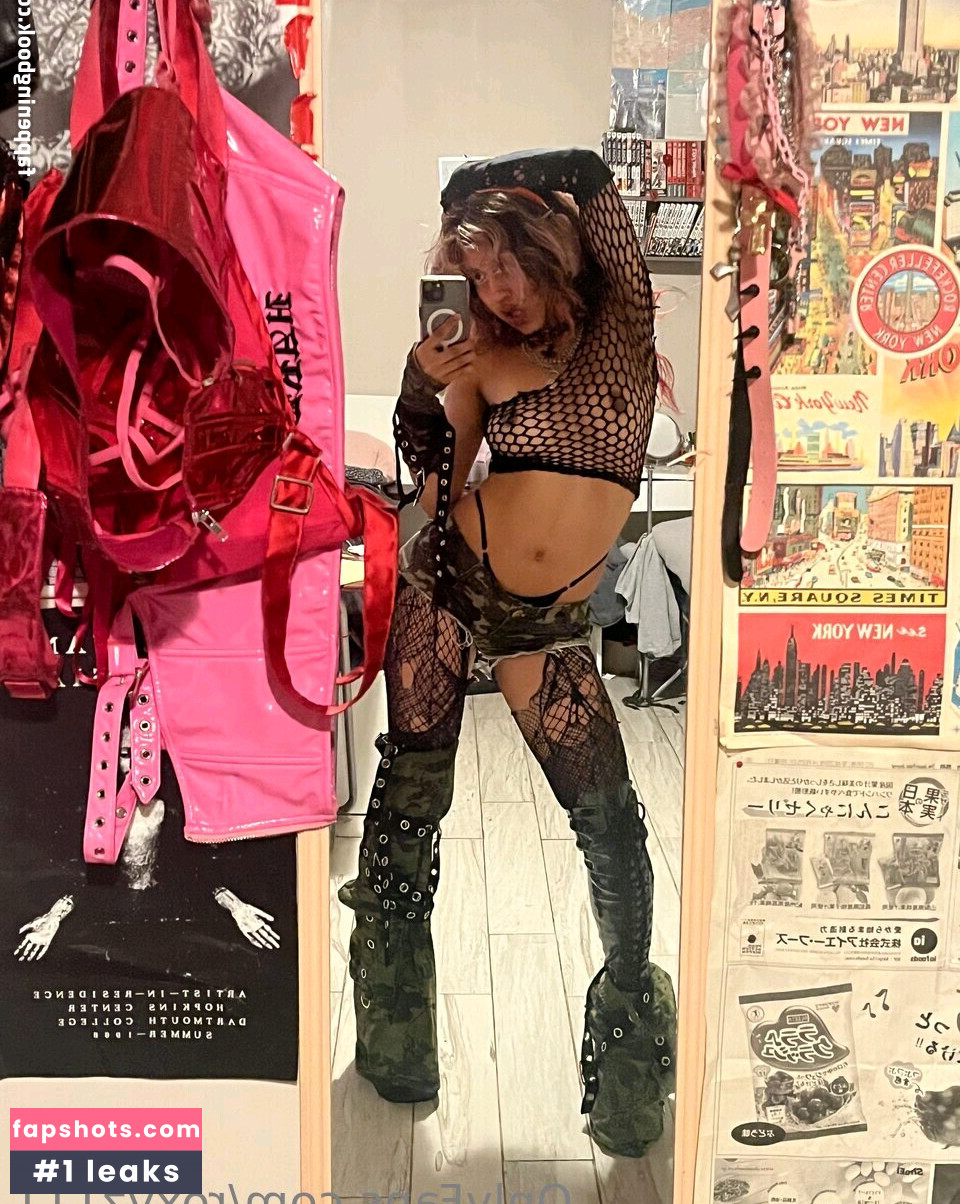 Roxyz111 Nude Leaks OnlyFans Photos #14 - LeakJerk