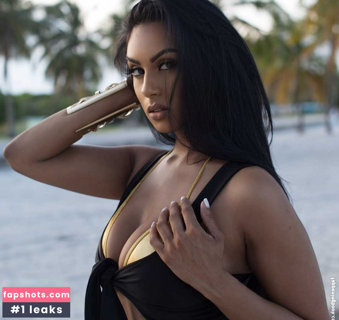 Rozay Rose gallery photo #15