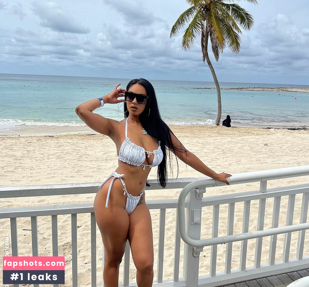 Rozay Rose gallery photo #18