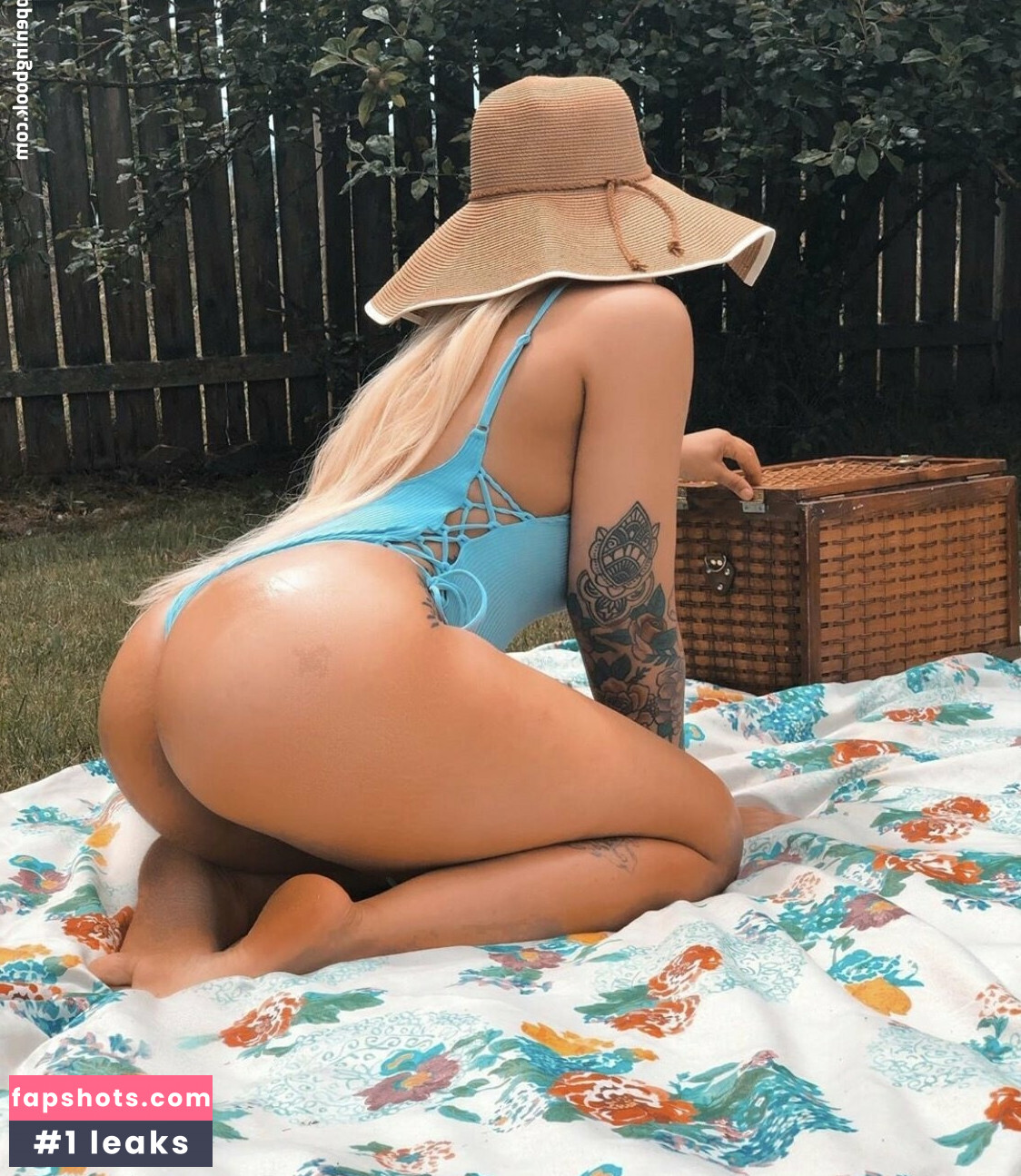 rozaybae Nude Leaks OnlyFans Photos #2 - LeakJerk