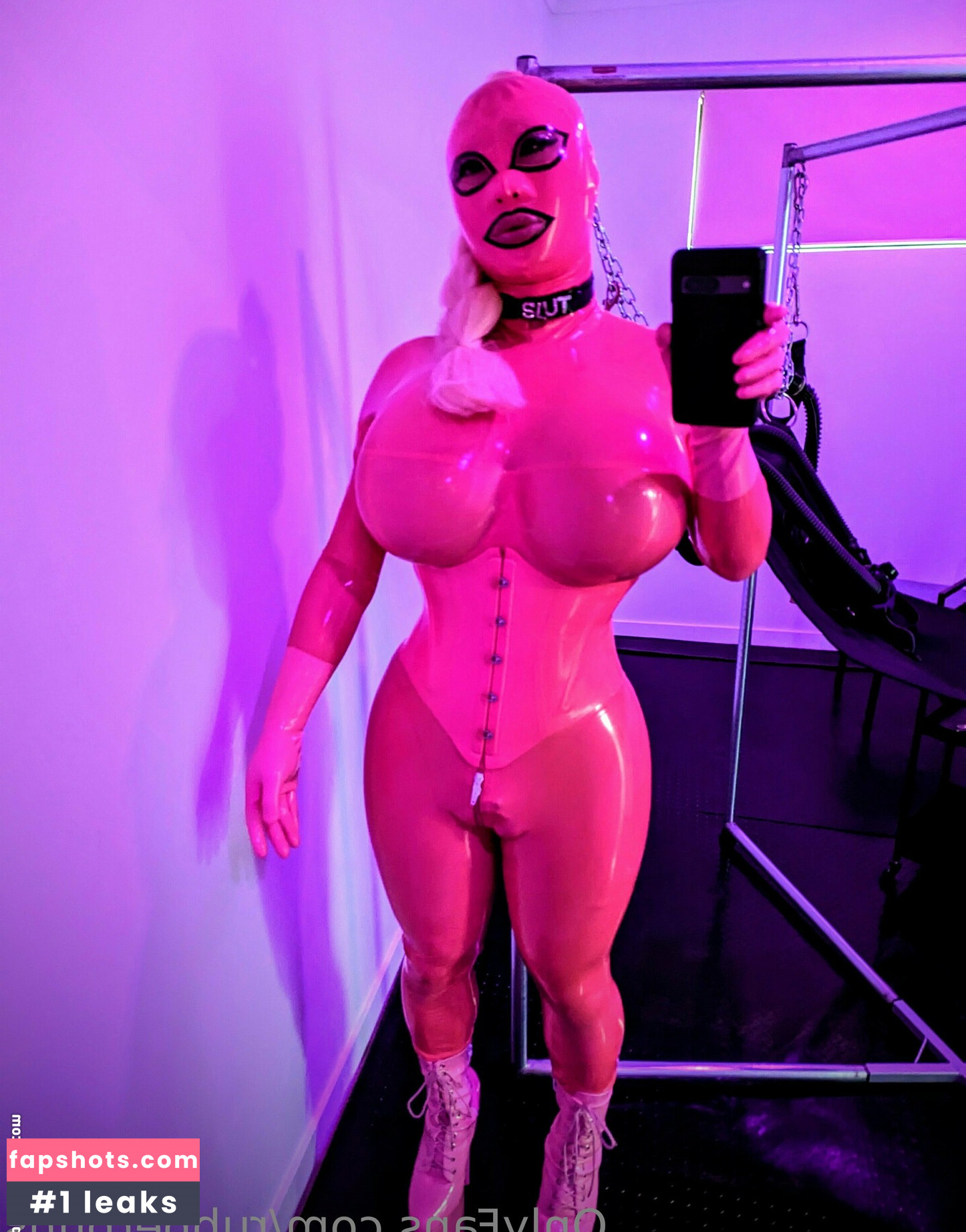 rubberbuns gallery photo #11