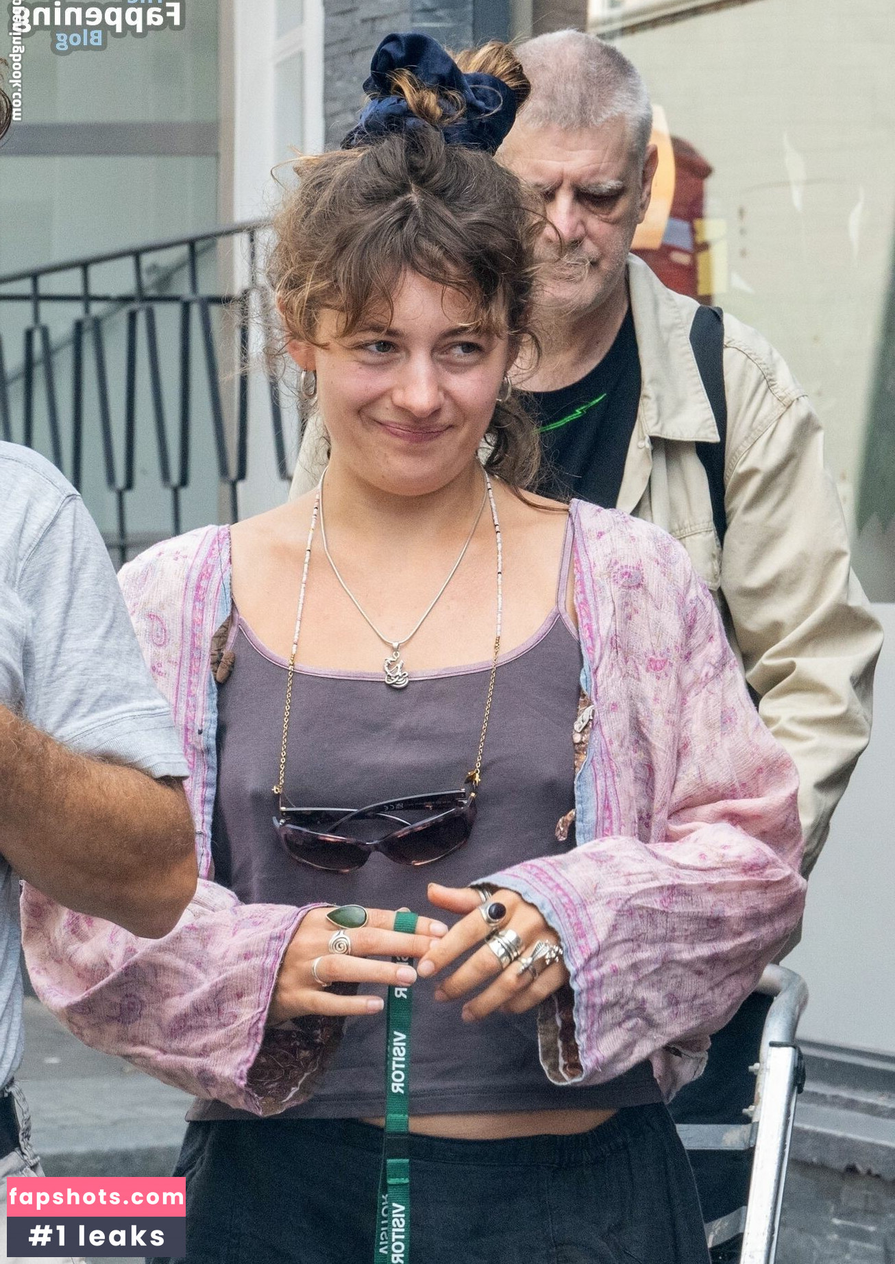 Ruby Ashbourne Serkis gallery photo #3