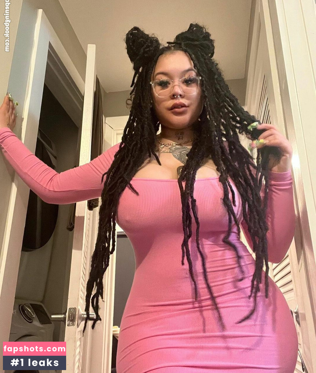 Ruby Bennett gallery photo #23