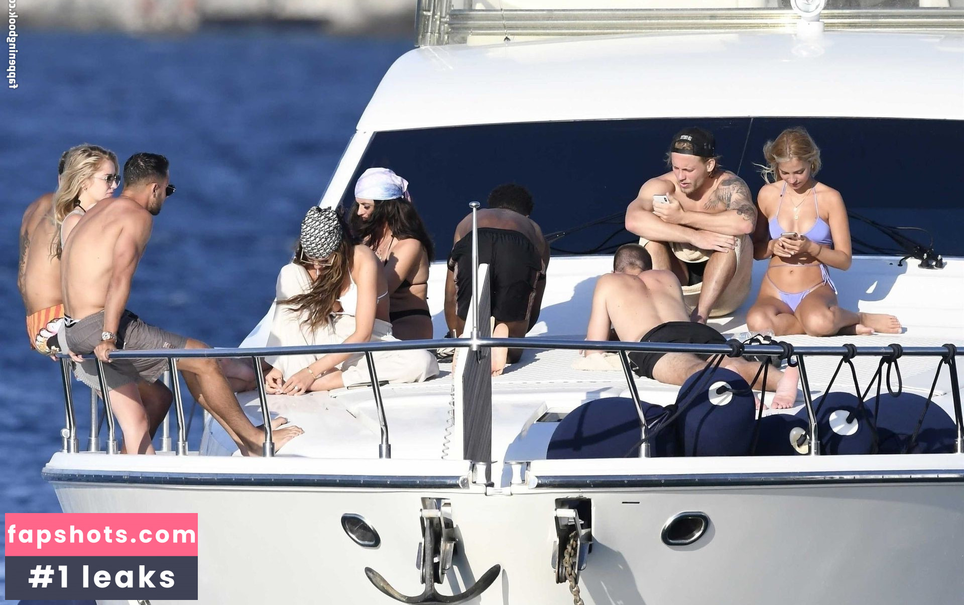 Ruby Mae gallery photo #127