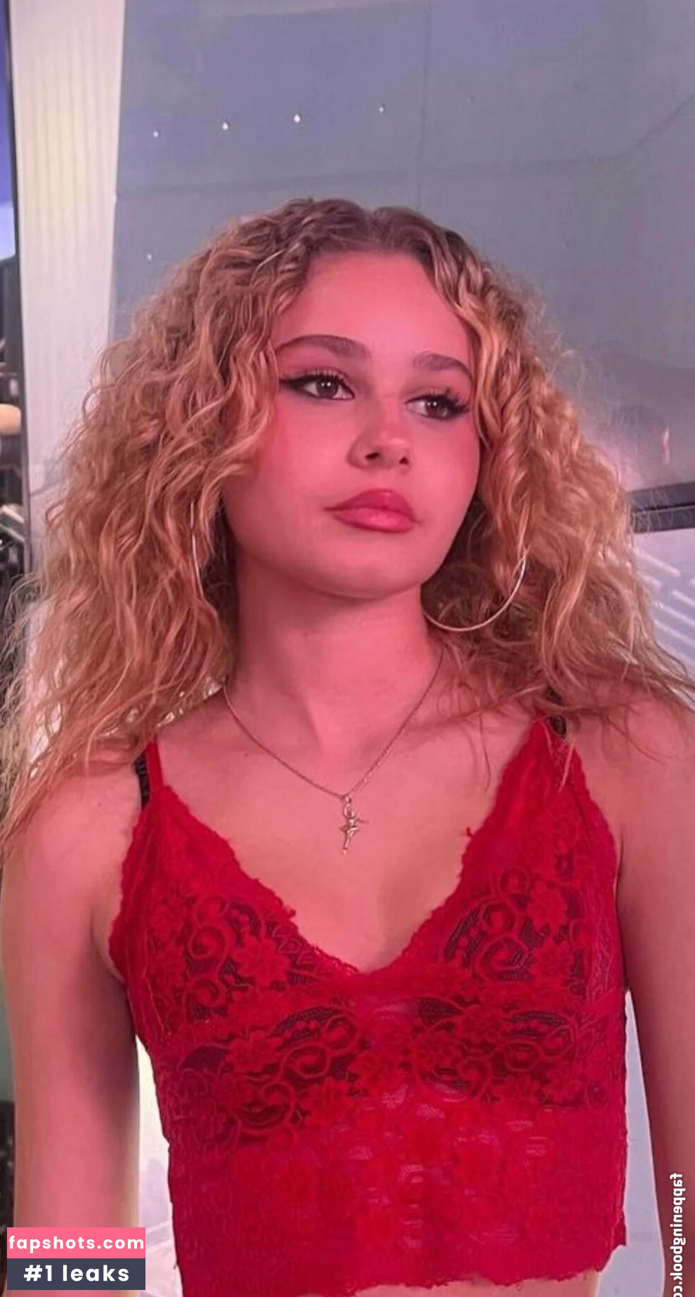 Ruby Rose Turner gallery photo #22