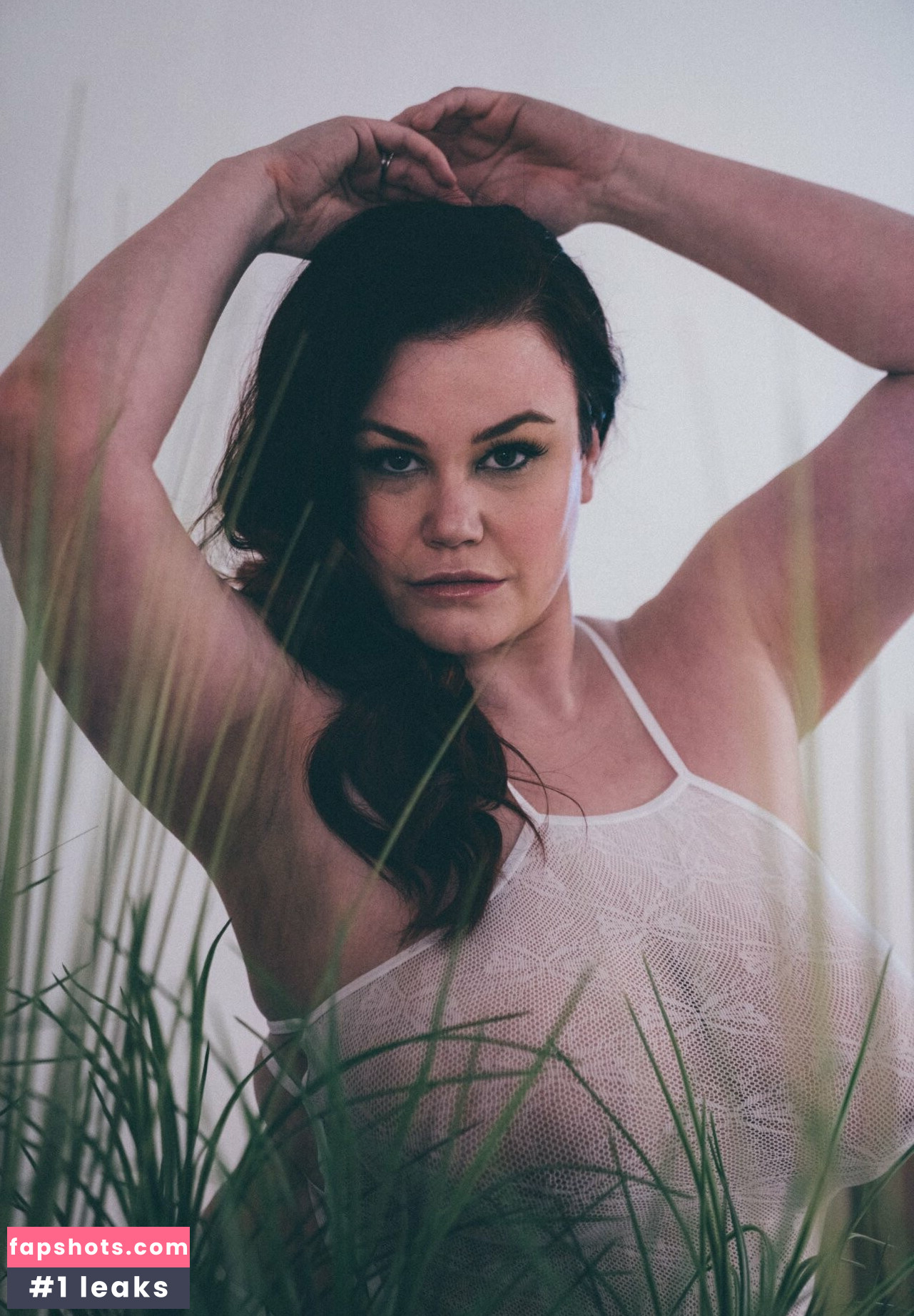 Ruby Roxx gallery photo #15