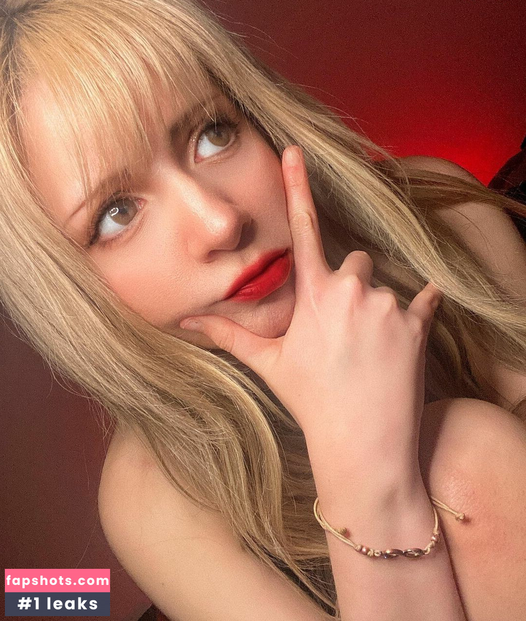 Ruby Runeheart gallery photo #9