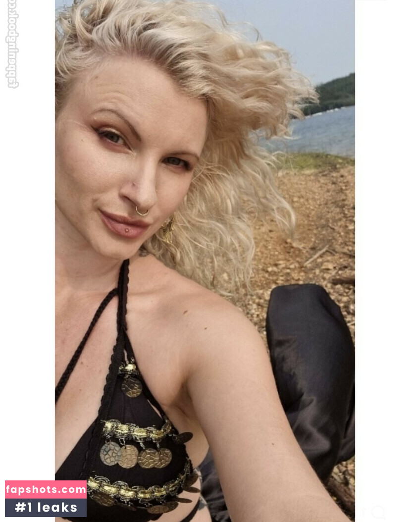 Ruby True Asmr gallery photo #6