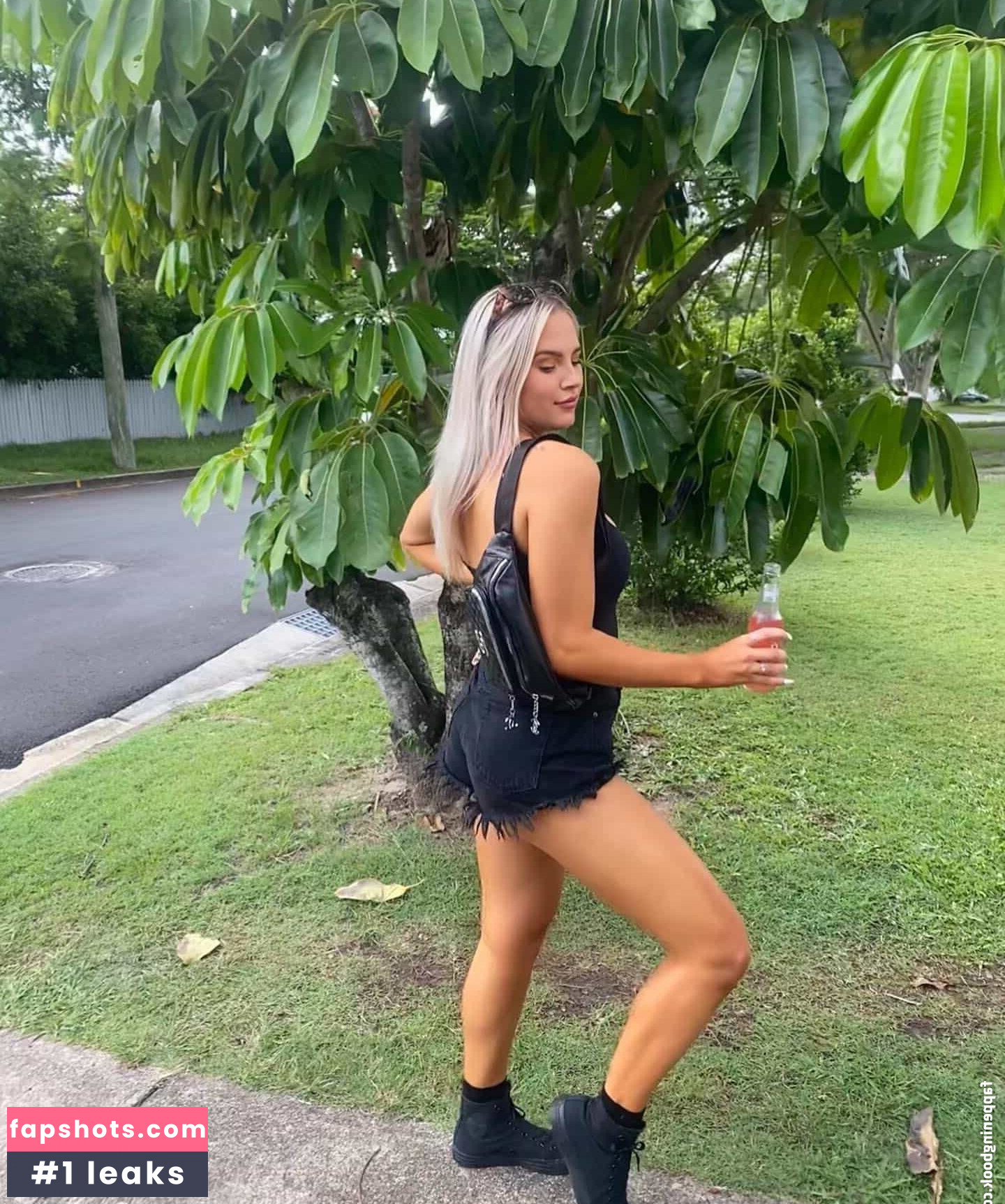 Ruby Warren Filtración Desnuda OnlyFans Foto #3 - Fapshots