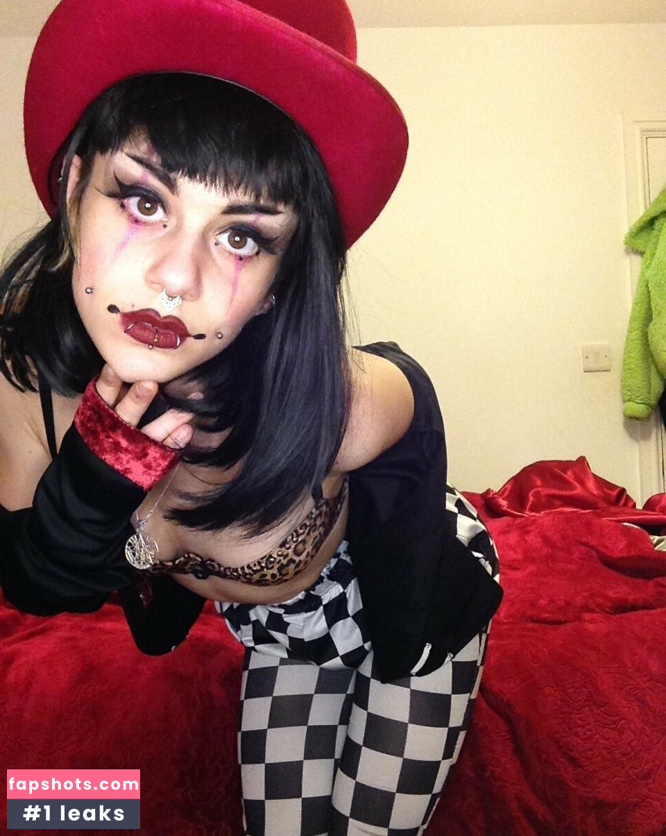 rudecrudenfree gallery photo #14