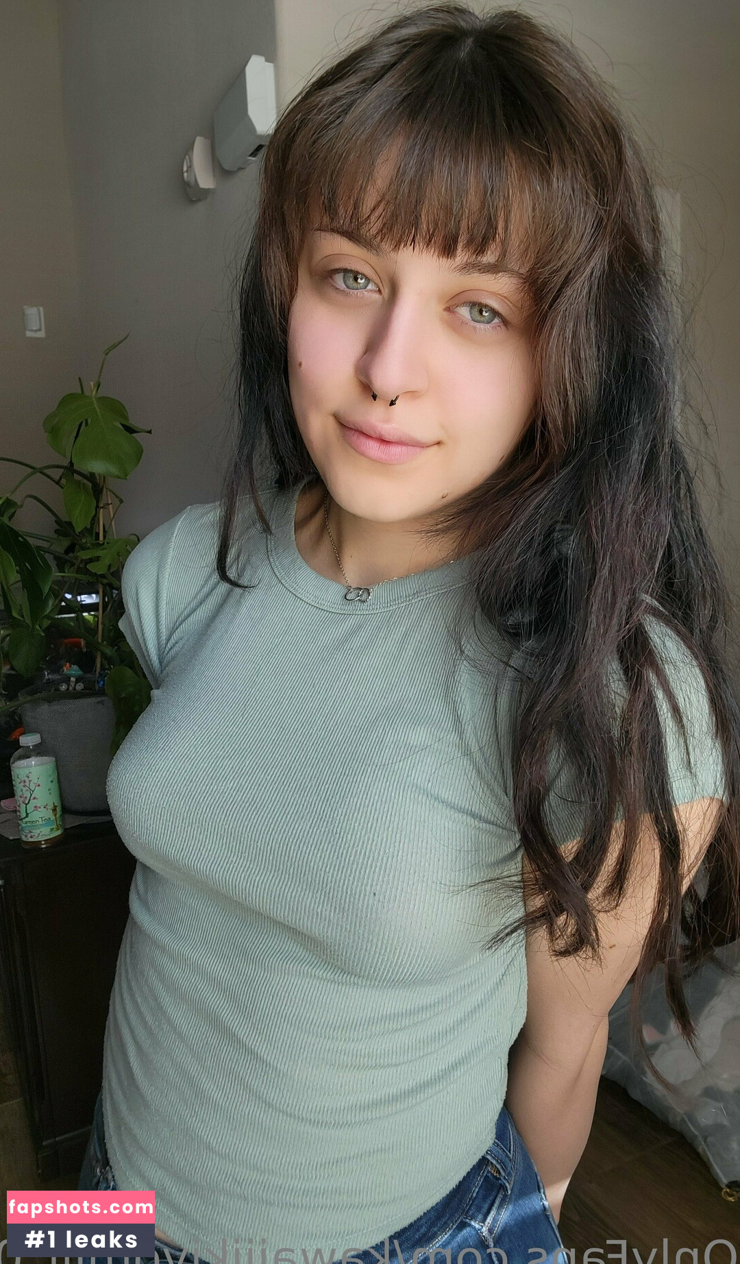 Rue Hernandez gallery photo #103