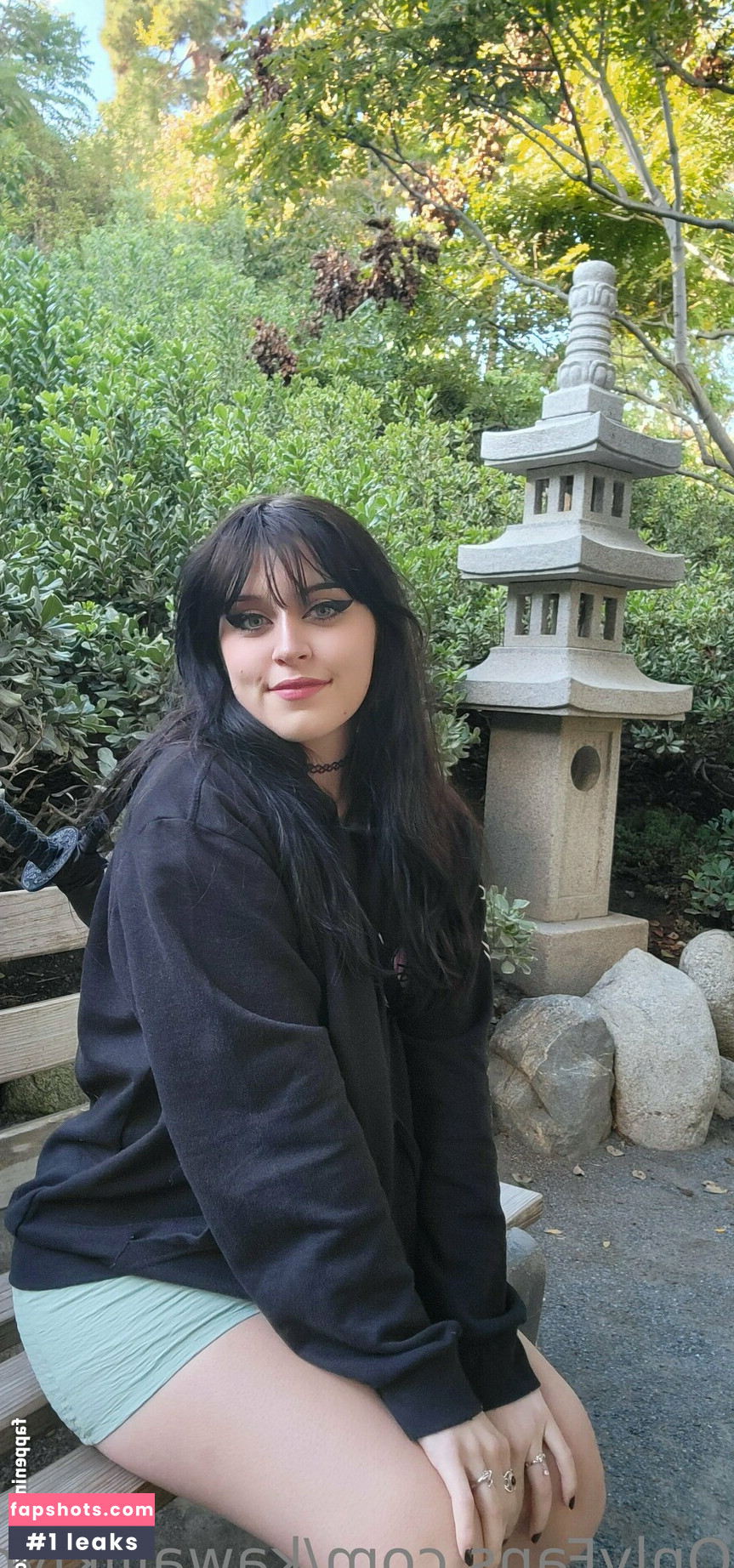 Rue Hernandez gallery photo #126