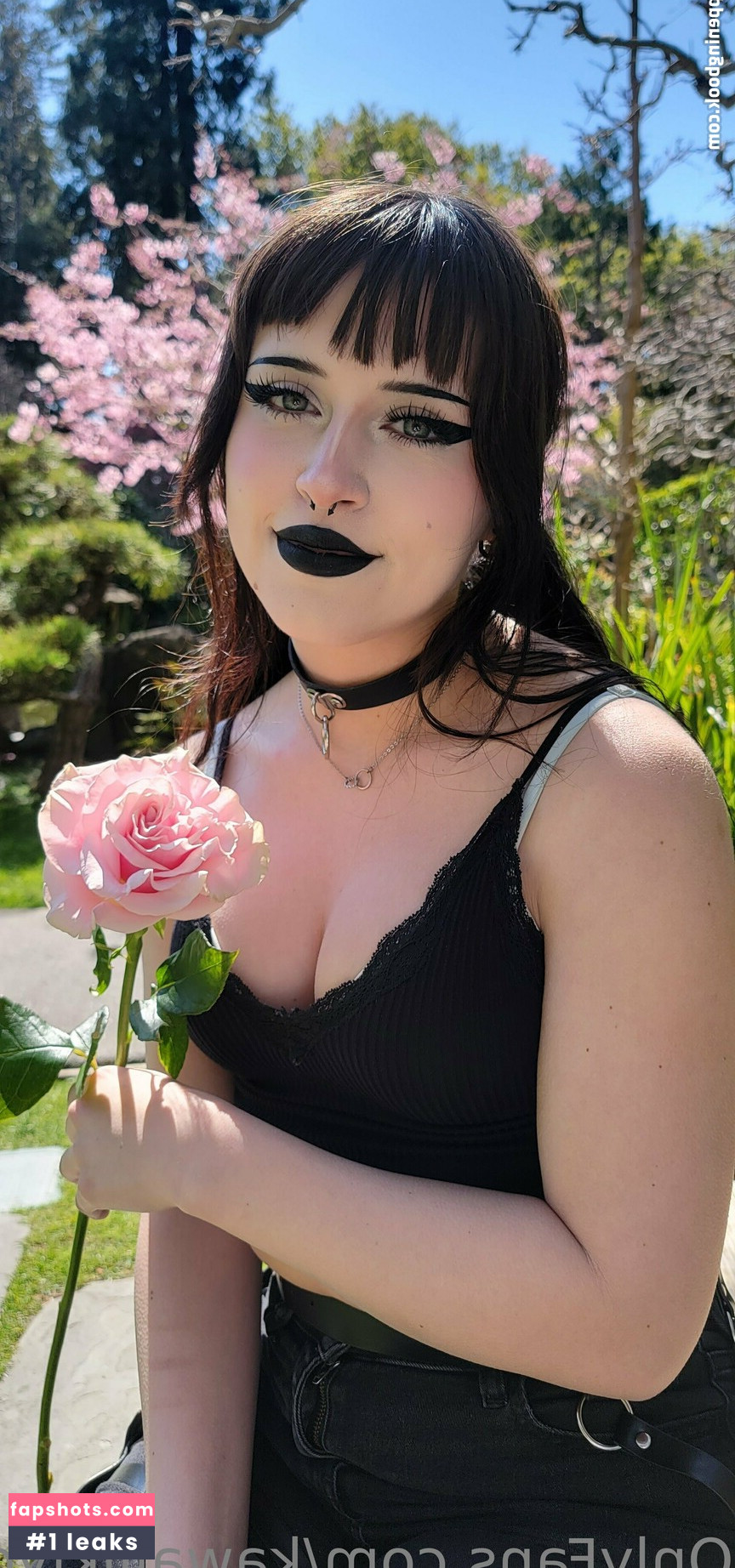 Rue Hernandez gallery photo #145