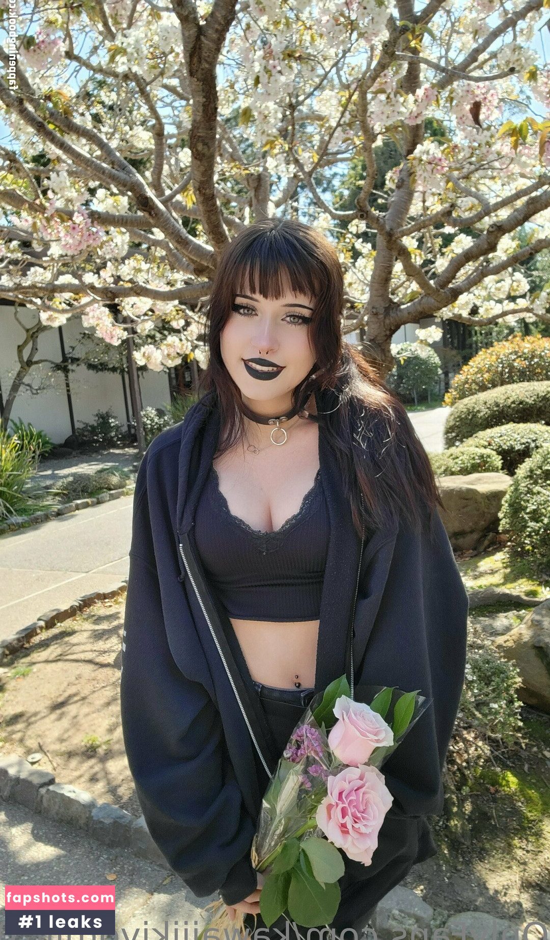 Rue Hernandez gallery photo #149