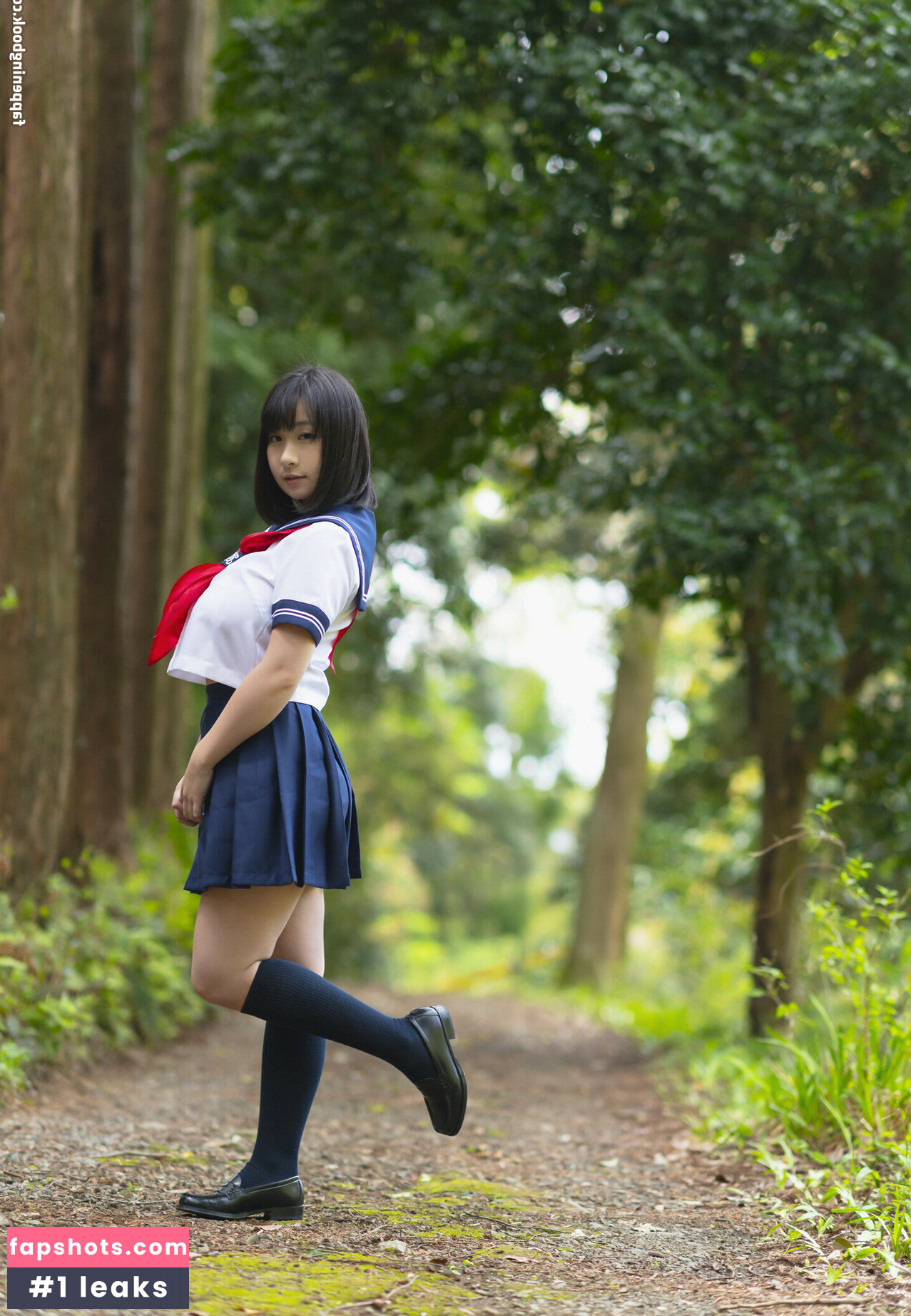 Rui Kiriyama gallery photo #31