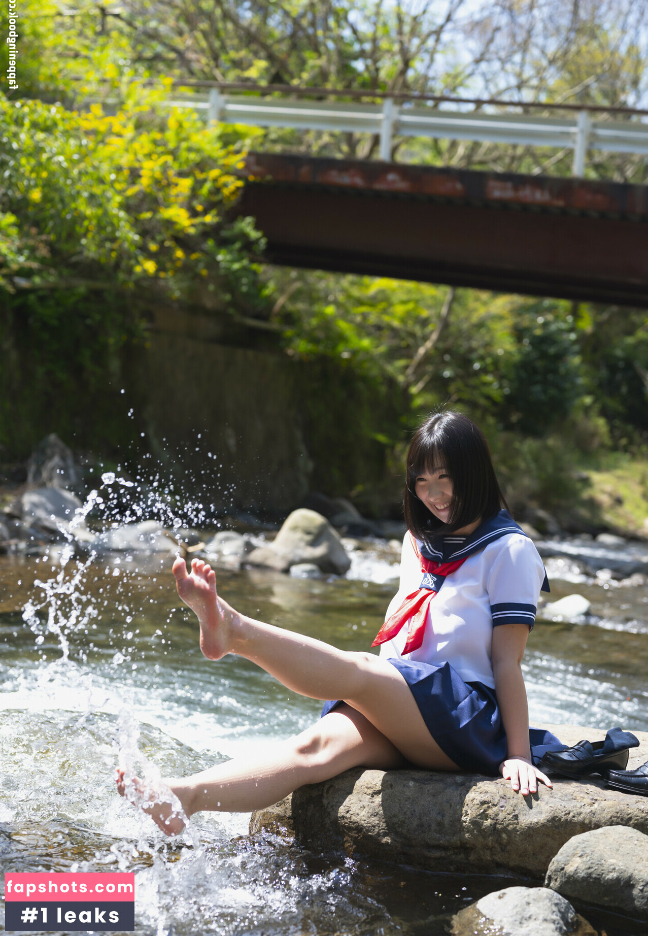 Rui Kiriyama gallery photo #38