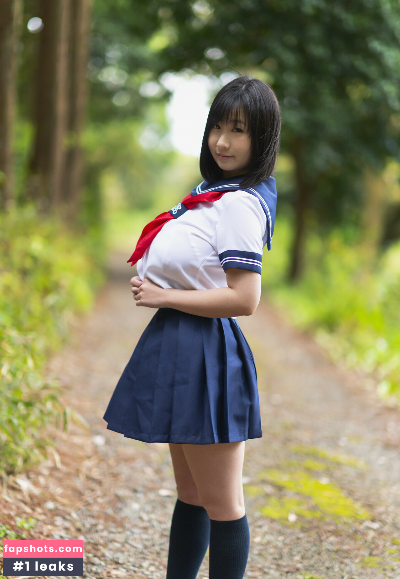 Rui Kiriyama gallery photo #40