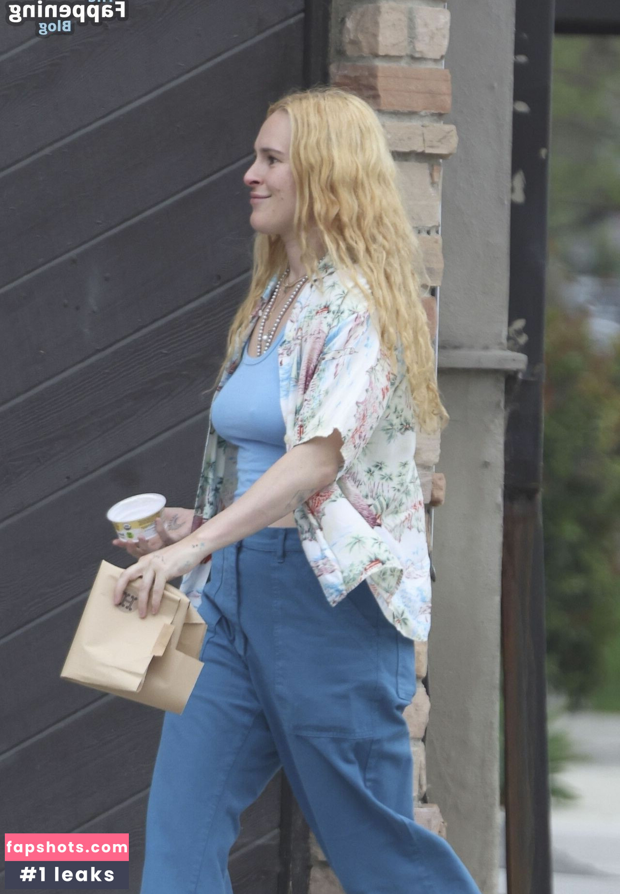 Rumer Willis gallery photo #104