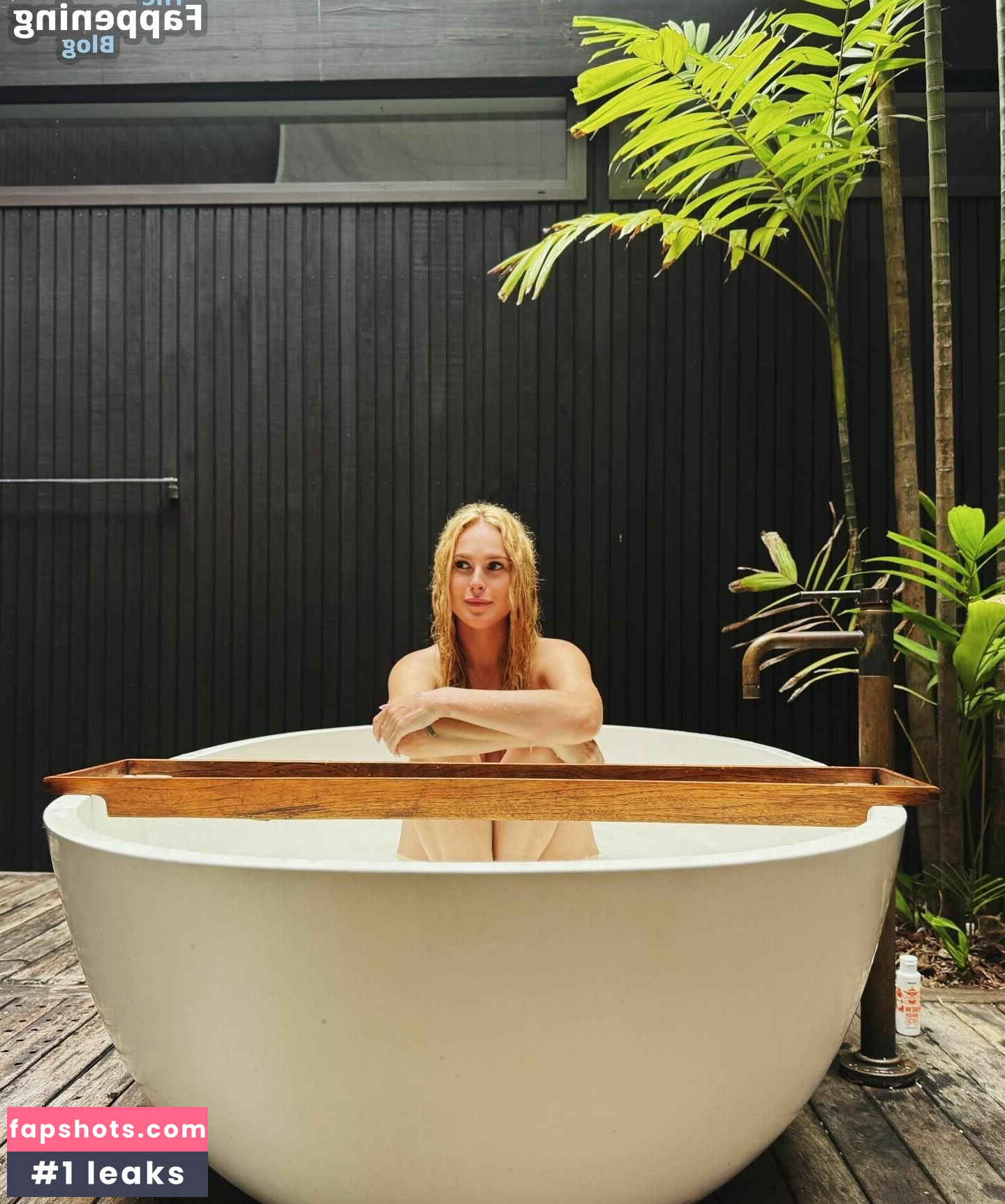 Rumer Willis gallery photo #30