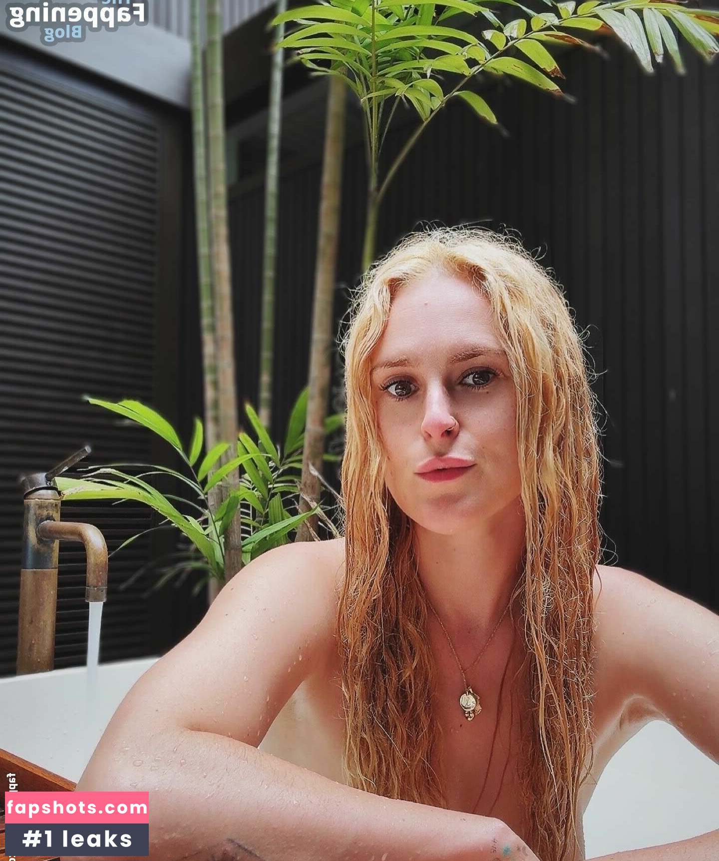 Rumer Willis gallery photo #32