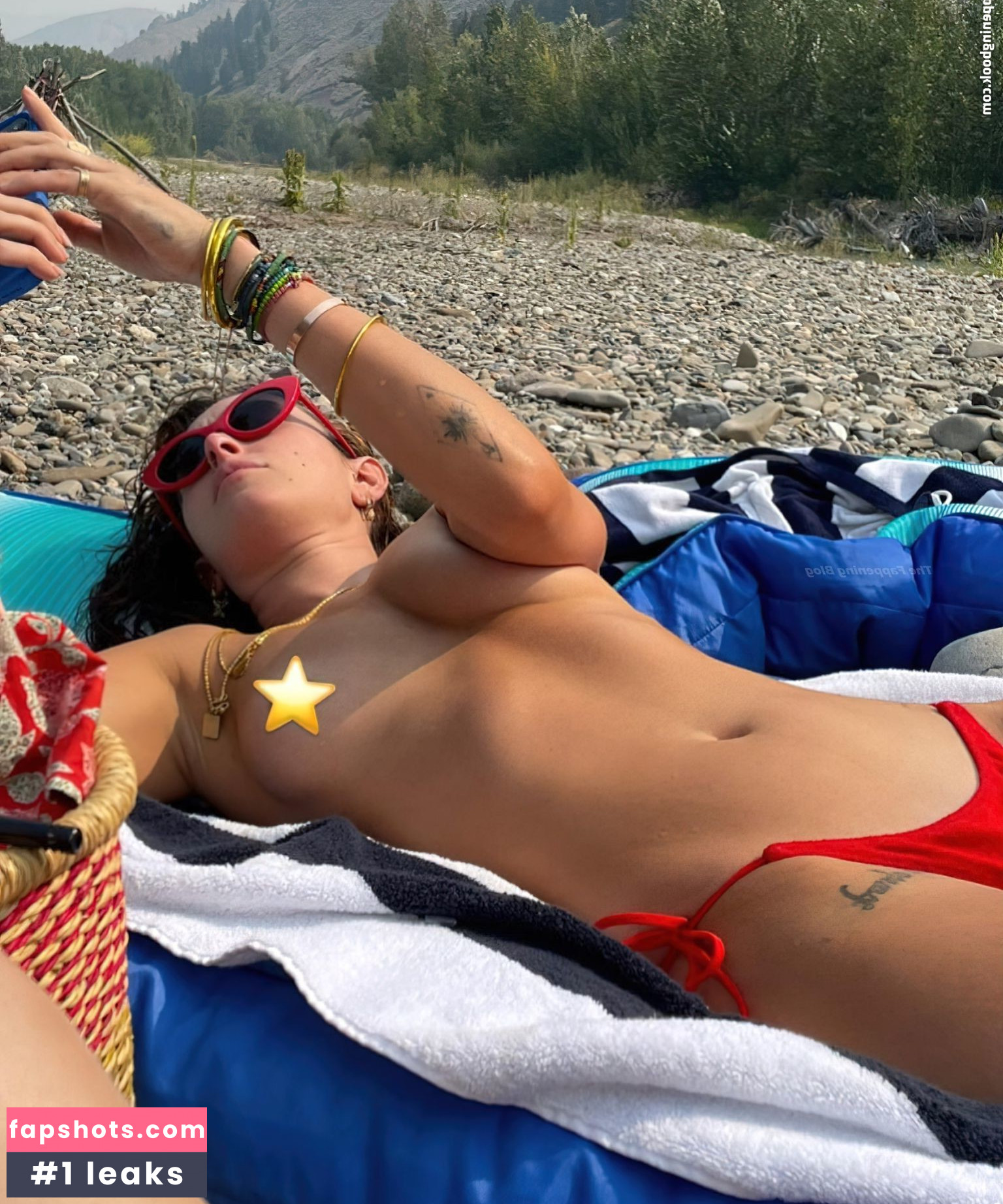 Rumer Willis gallery photo #379