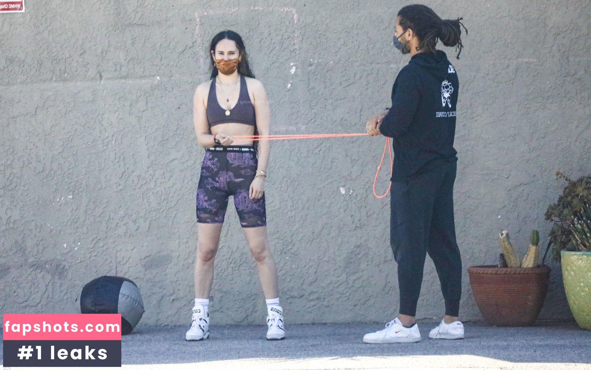 Rumer Willis gallery photo #416