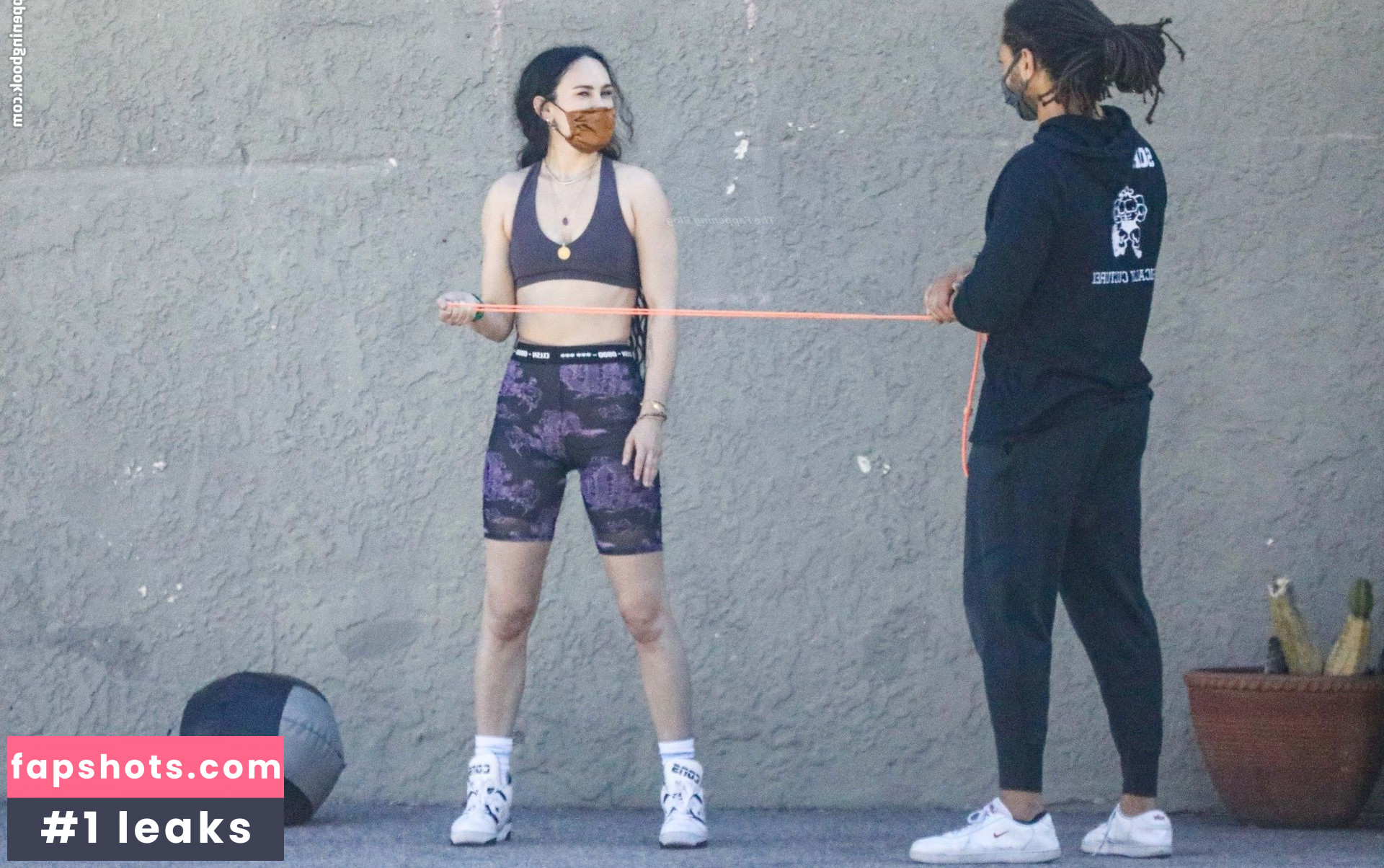 Rumer Willis gallery photo #454