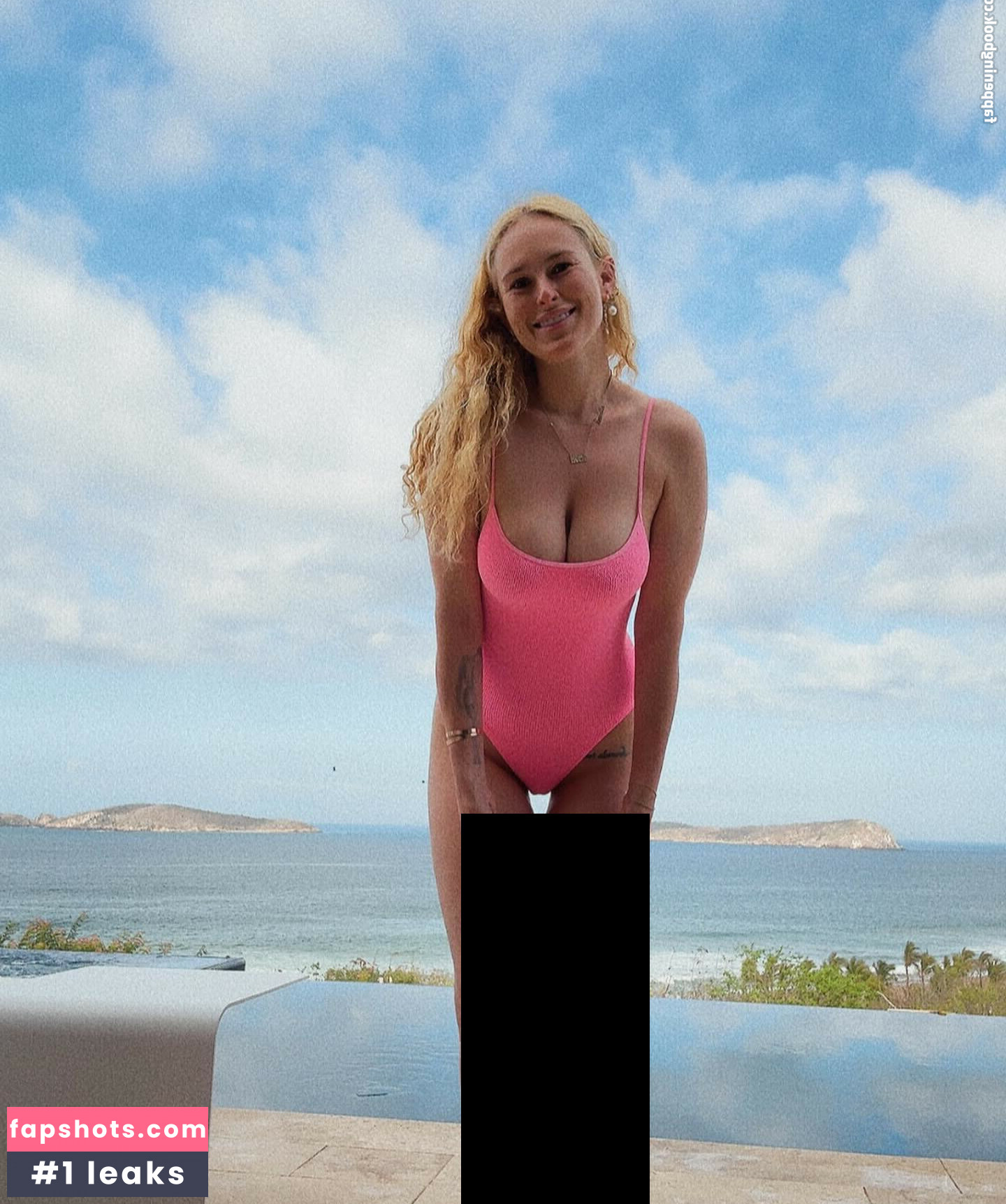 Rumer Willis gallery photo #53