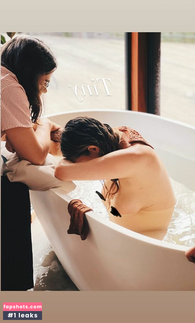 Rumer Willis gallery photo #54