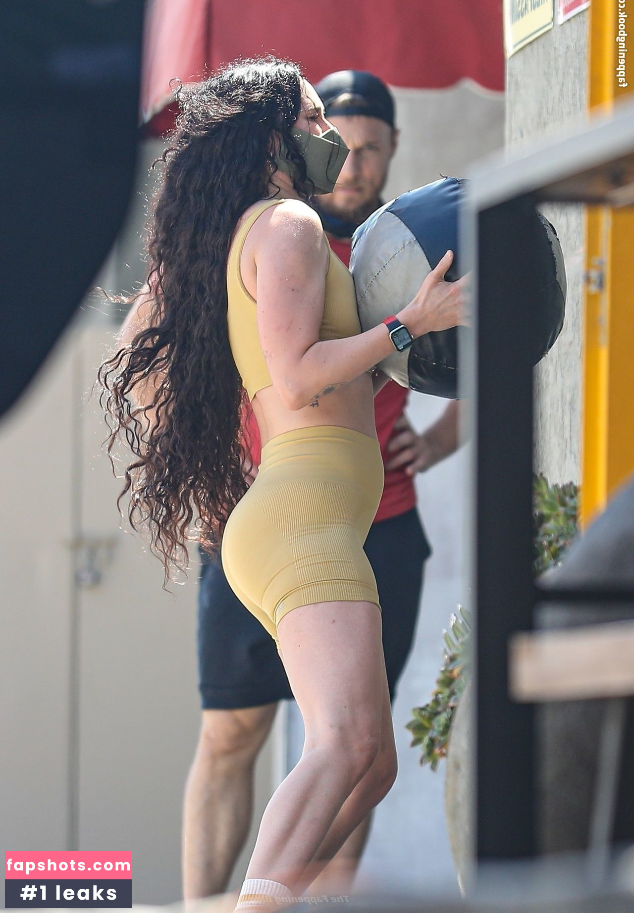 Rumer Willis gallery photo #535