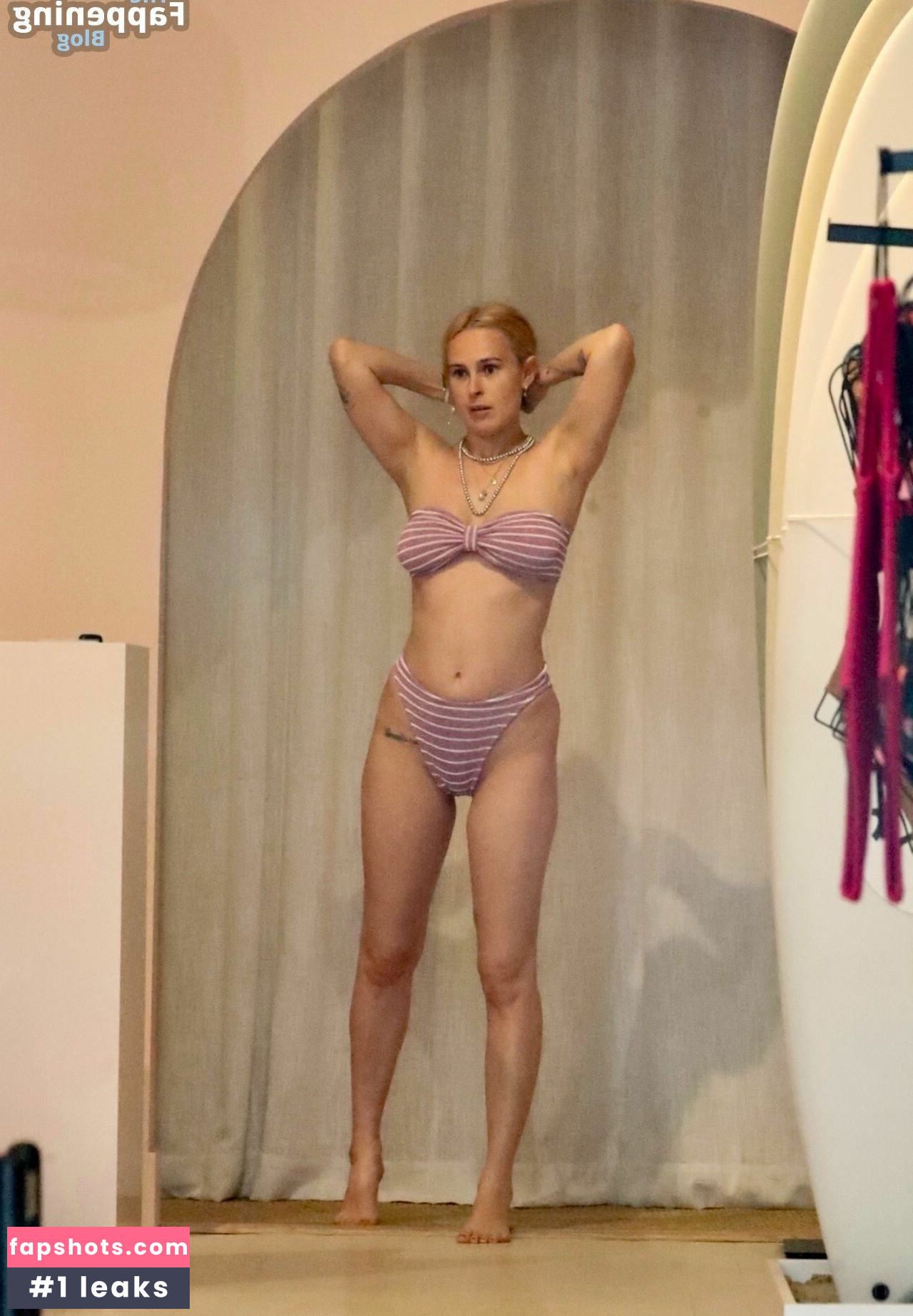 Rumer Willis gallery photo #73