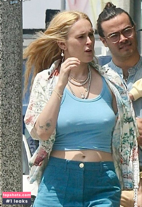 Rumer Willis gallery photo #80