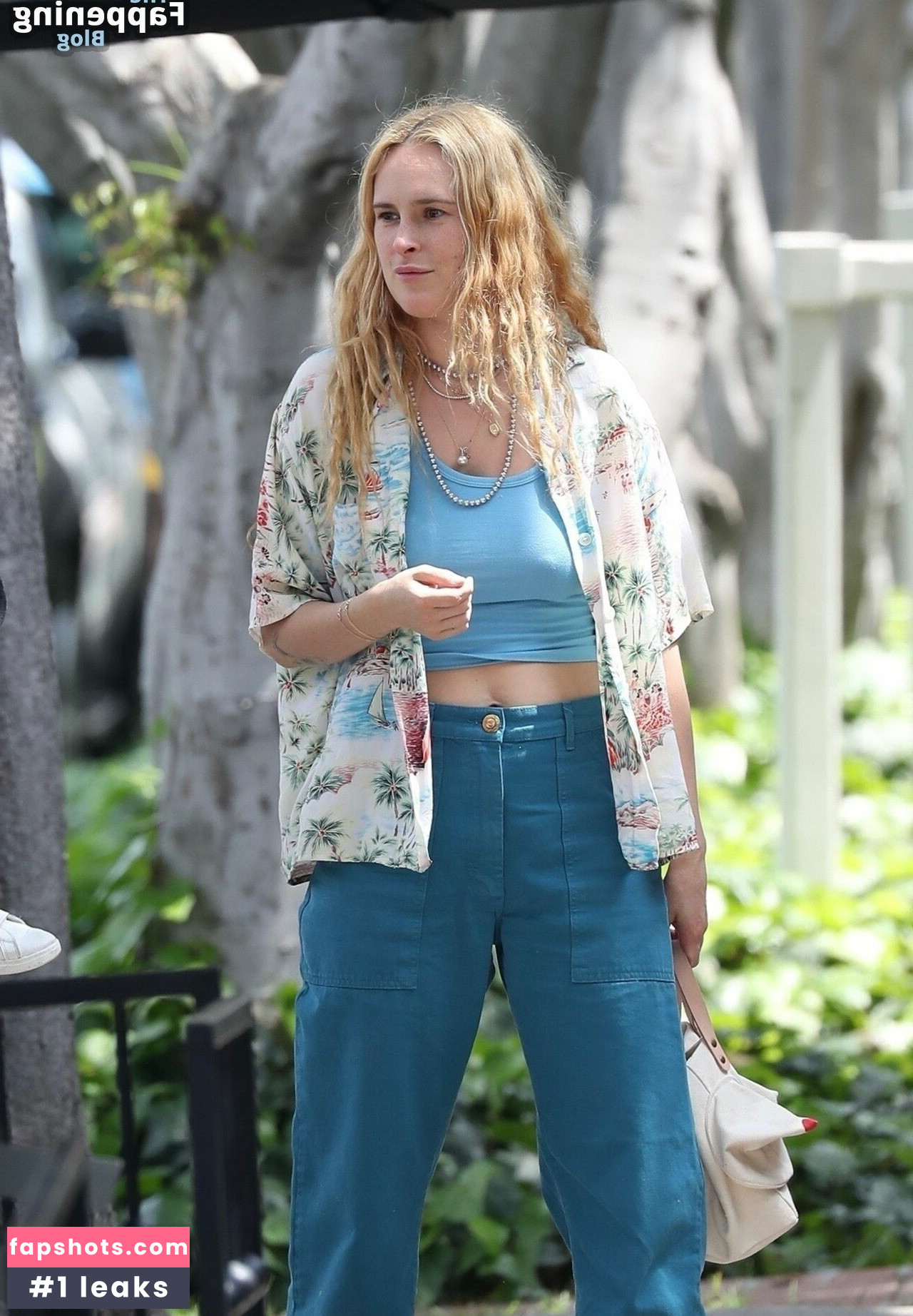 Rumer Willis gallery photo #89