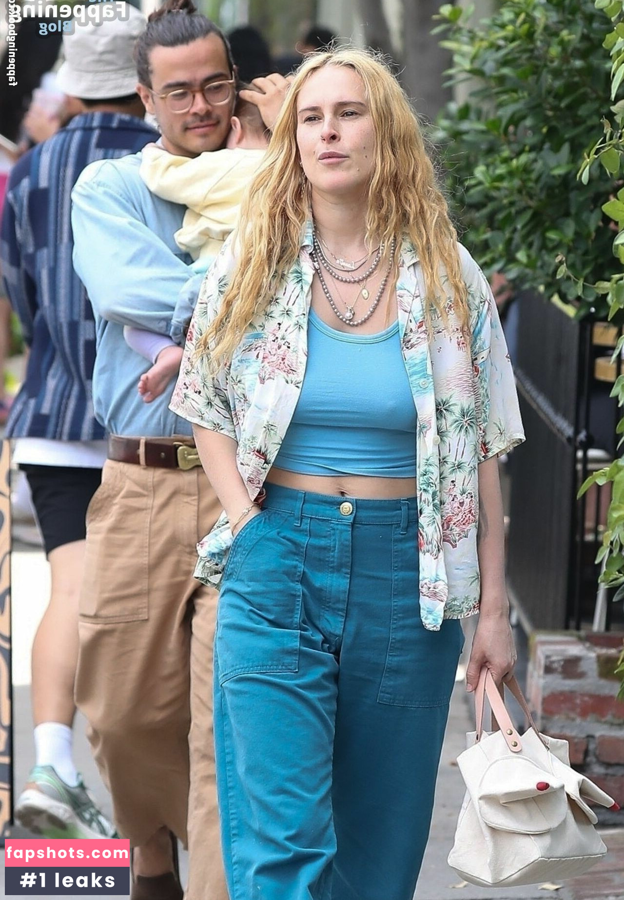 Rumer Willis gallery photo #92